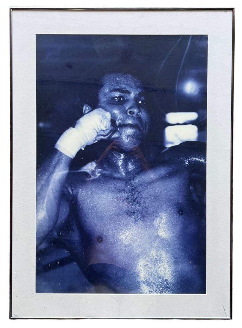 Muhammad Ali Unpublished Photo Taken August 1977 During Training Session: Size 29.5 x 19.5 in, 35.5 x 25.5 in (framed). No glass