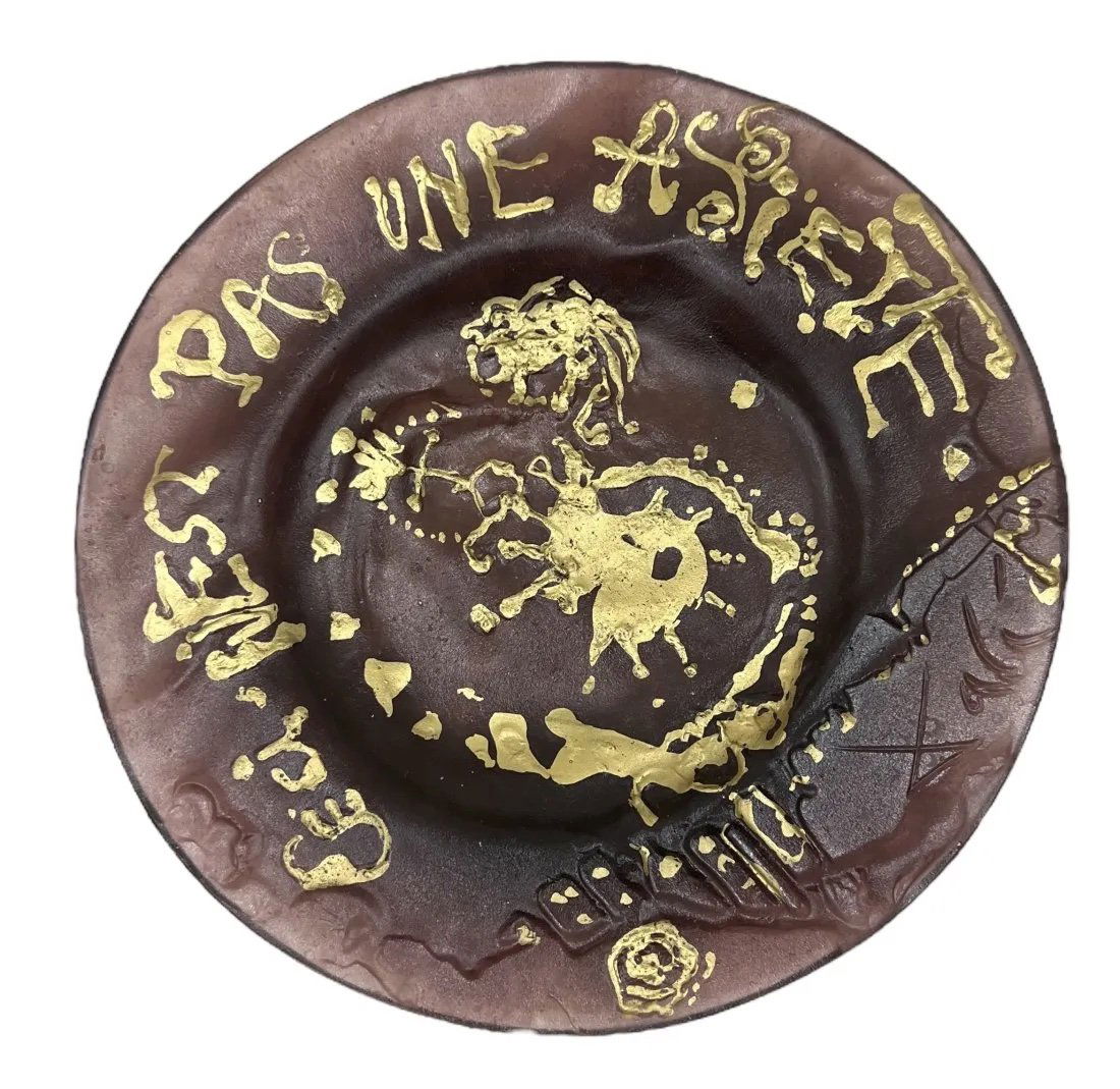 Salvador Dali Daum Glass Plate: 10.5 in