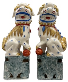 Chinese Porcelain Foo Dogs Marked On Base
