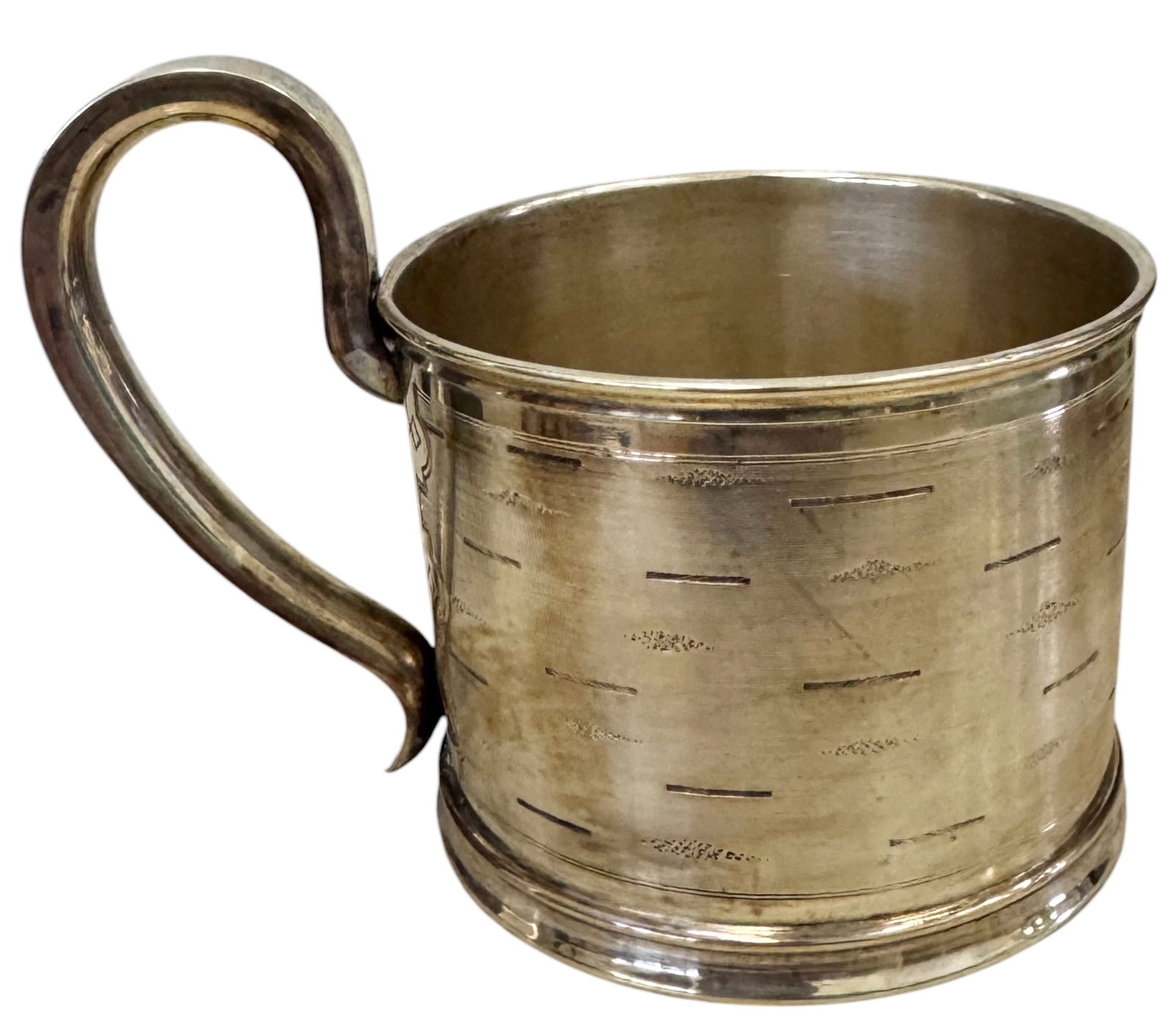 Antique Imperial Russian 84 Silver Trompe l'Oeil Birch Bark Podstakannik Cup: The "84" hallmark confirms it is made of solid Imperial Russian 84 zolotnik silver (equivalent to 87.5% pure silver).