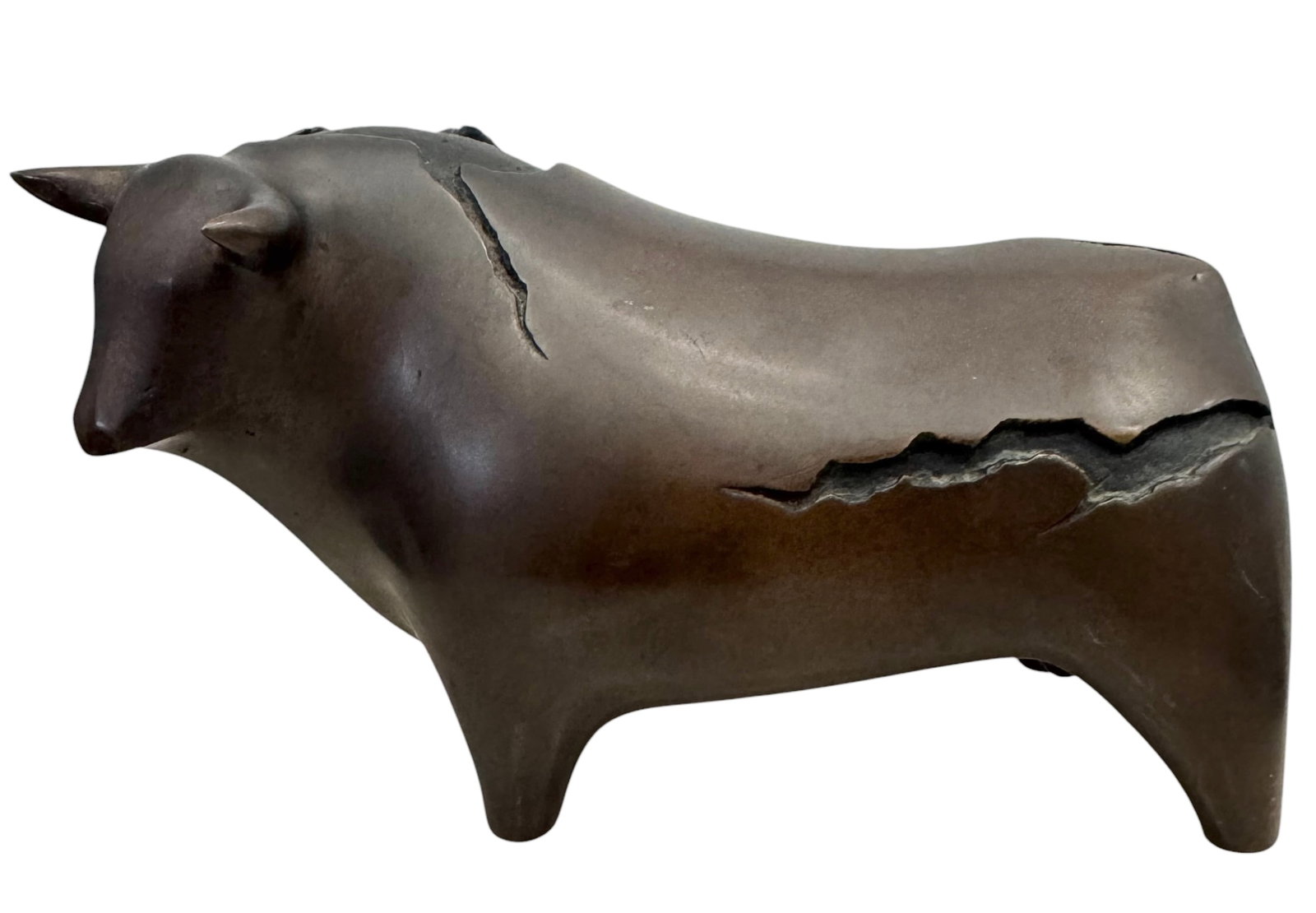 Carlos GarcÃ­a Muela (1936â€“2013, Spain) Stylized Bronze Bull Sculpture: 7 x 4 1/4 x 3 in. Carlos García Muela (1936–2013), a prominent Spanish artist celebrated for his sleek, stylized, and geometric interpretations of animals and human figure.