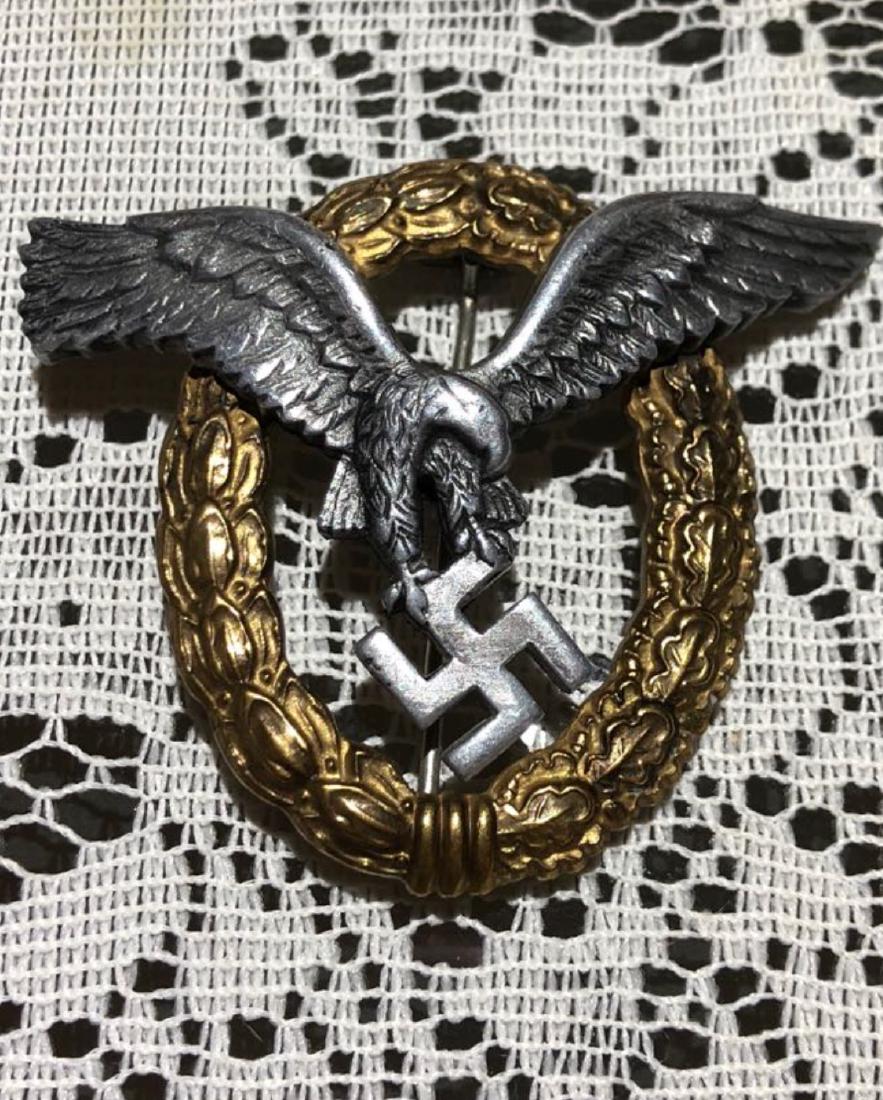 WW2 GERMAN NAZI LUFTWAFFE PILOT/OBSERVER BADGE.: WW2 GERMAN NAZI LUFTWAFFE PILOT/OBSERVER BADGE. IT IS IN EXCELLENT SHAPE AND OVERALL CONDITION. HAS MAKER MARKS. PLEASE VIEW PICTURES.