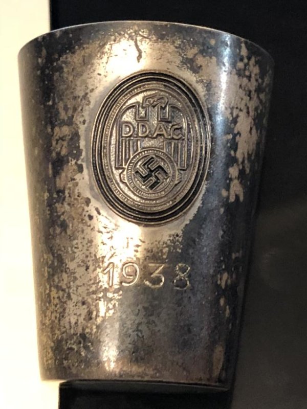 WW2 GERMAN LUFTWAFFE DDAC SILVER MUG: WW2 GERMAN LUFTWAFFE DDAC SILVER MUG. IN MINT CONDITION. PLEASE VIEW PICTURES.