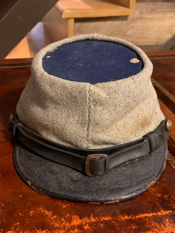 RARE CIVIL WAR CONFEDERATE FORAGE KEPI, HAND-MADE: RARE CIVIL WAR CONFEDERATE FORAGE KEPI. THIS IS A FABULOUS KEPI THAT IS COMPLETELY HANDMADE OF HOMESPUN MATERIAL. THIS KEPI WAS DISPLAYED AT THE CIVIL WAR SOLDIERS MUSEUM IN GETTYSBURG, PA, WHEN IT WA