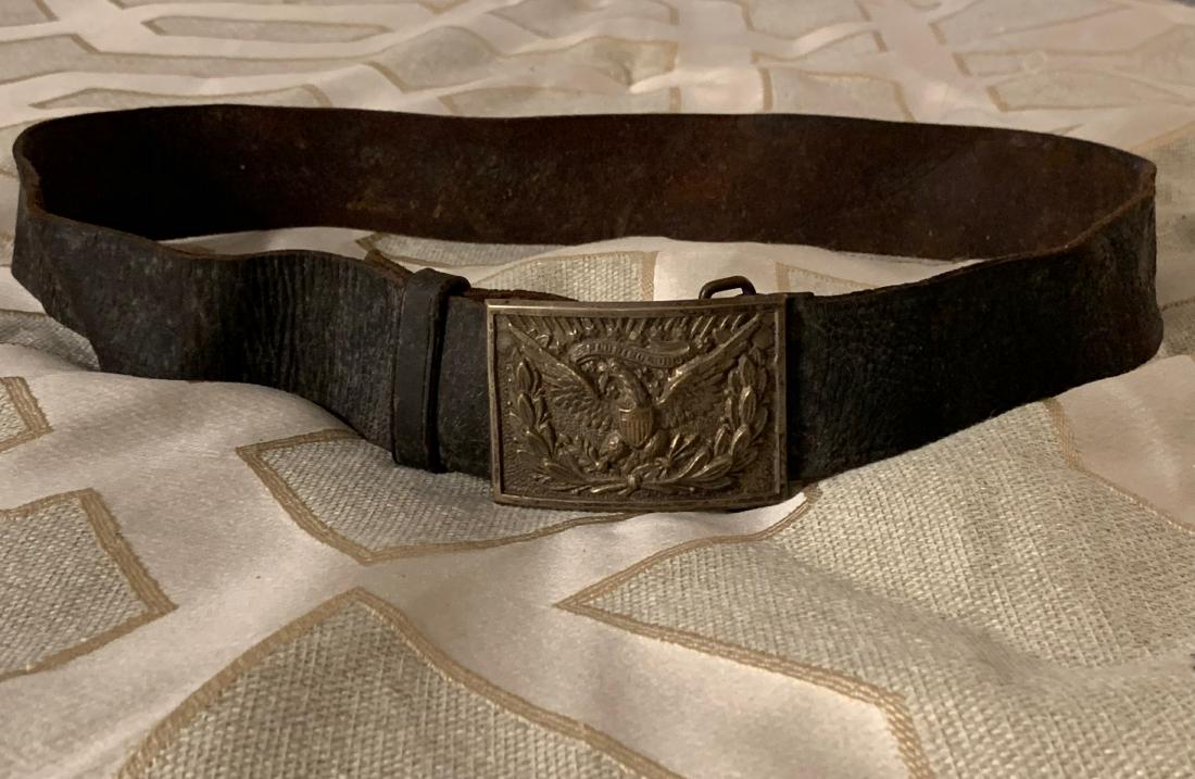 RARE CIVIL WAR OFFICERS BELT WITH BUCKLE: RARE CIVIL WAR OFFICERS BELT WITH BUCKLE. IN EXCELLENT OVERALL SHAPE AND CONDITION. THE ORIGINS OF THIS BELT ARE FROM GETTYSBURG, PA. THIS WAS PURCHASED IN GETTYSBURG, PA FROM AN ESTATE SETTLEMENT, WH