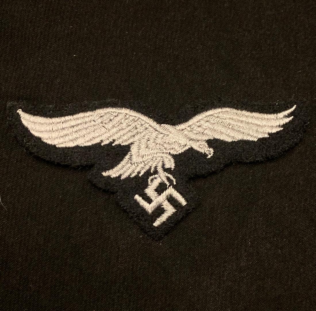 WW2 GERMAN PARATROOPERS PATCH: WW2 GERMAN PARATROOPERS PATCH. IN EXCELLENT SHAPE AND OVERALL CONDITION.