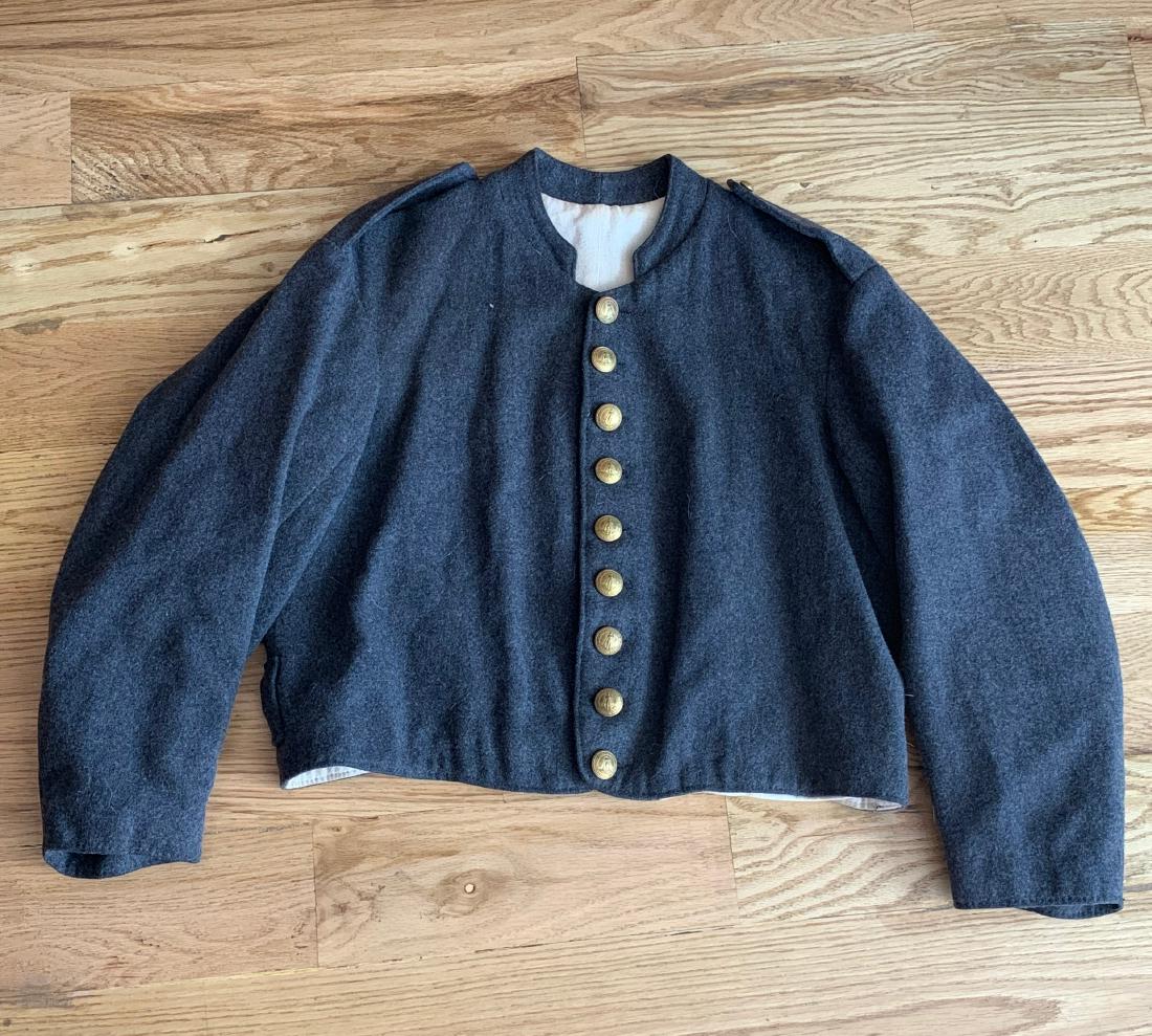 SCARCE CIVIL WAR CONFEDERATE VIRGINIA OFFICERS COAT W/: SCARCE CIVIL WAR CONFEDERATE VIRGINIA OFFICERS COAT W/ NAME. IN EXCELLENT SHAPE AND OVERALL CONDITION. COAT HAS A NAME INSIDE. I BELIEVE THIS READS HILL BUT NOT SURE. APPEARS TO BE VERY WELL OWRN. HAS