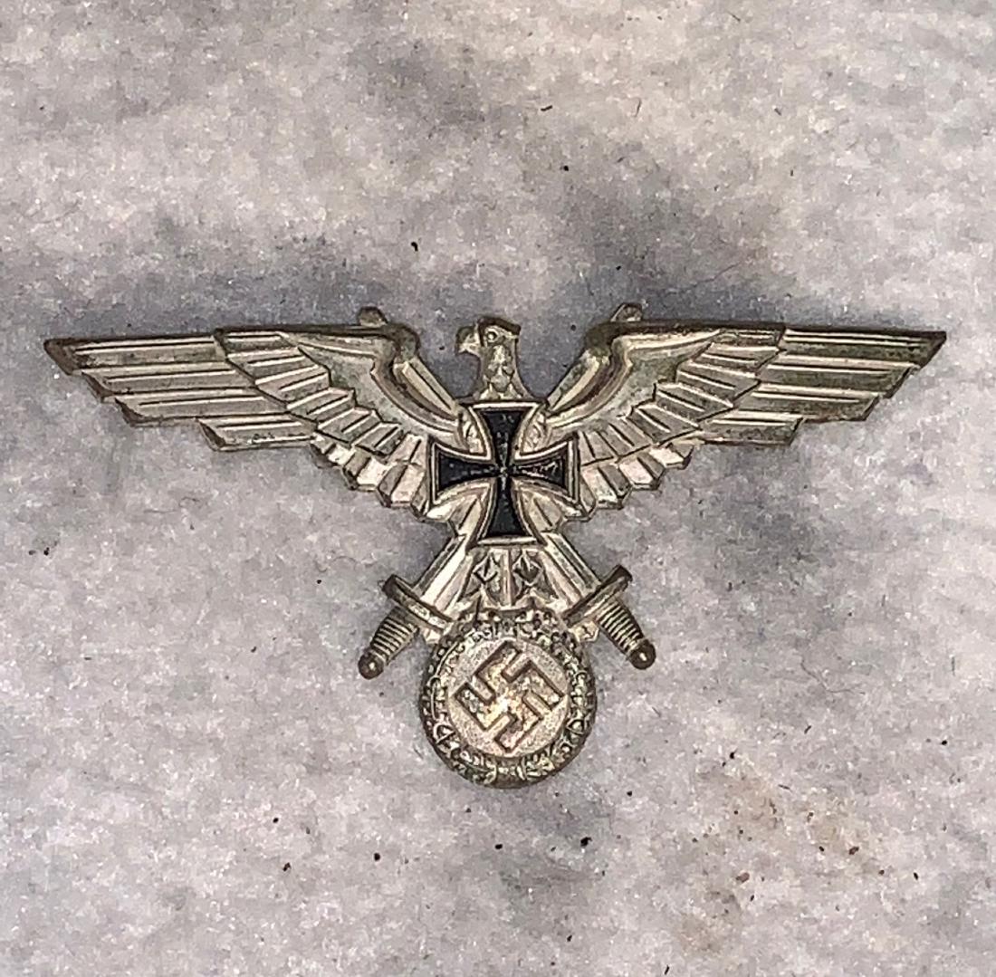 GERMAN WW2 IRON CROSS OFFICERS HAT PIN: GERMAN WW2 IRON CROSS OFFICERS HAT PIN. IN EXCELLENT SHAPE AND OVERALL CONDITION. A GREAT ADDITION TO YOUR COLLECTION.