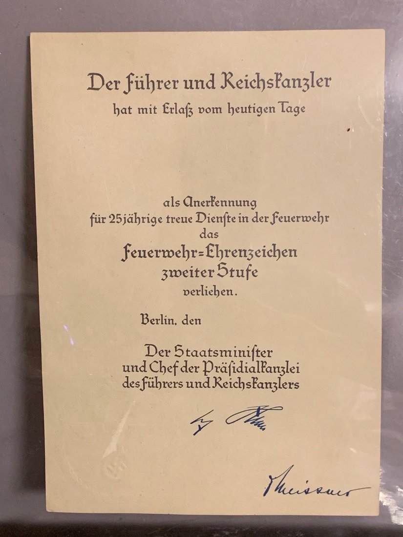 WW2 GERMAN SIGNED WAR DOCUMENT BY NAZI PANZER OFFICER: RARE WW2 GERMAN SIGNED DOCUMENT BY NAZI PANZER OFFICER. IN EXCELLENT SHAPE AND OVERALL CONDITION. A GREAT FIND AND AN EXCELLENT ADDITION TO YOUR COLLECTION.