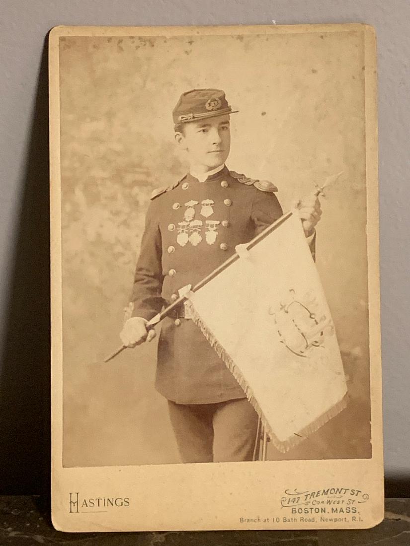 POST CIVIL WAR 1888 SOLDIERS PHOTO: POST CIVIL WAR 1888 SOLDIERS PHOTO. IN MINT SHAPE AND EXCELLENT OVERALL CONDITION. YOU CAN SEE THE SOLDIER WEARING A KEPI WITH A FLAG HELD IN HIS HANDS. A GREAT ADDITION TO YOUR CIVIL WAR COLLECTION. 