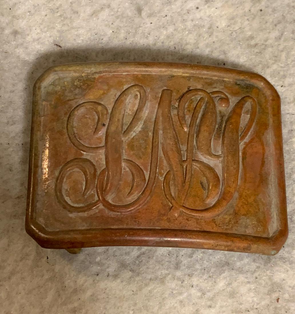 RARE CIVIL WAR SNY BELT BUCKLE: RARE CIVIL WAR SNY BELT BUCKLE. IN GREAT SHAPE AND OVERALL CONDITION. HAS A BEAUTIFUL OVERALL PATINA. A GREAT FIND AND AN EXCELLENT ADDITION TO YOUR COLLECTION.