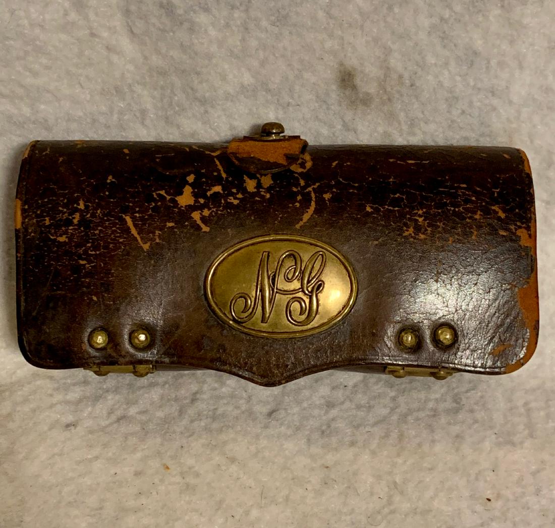 SCARCE CIVIL WAR NY CARTRIDGE BOX PLATE: SCARCE CIVIL WAR NY CARTRIDGE BOX PLATE. IN EXCELLENT SHAPE AND OVERALL CONDITION. HAS A GREAT OVERALL PATINA. FOUND IN GETTYSBURG, PA. A RARE FIND AND AN EXCELLENT ADDITION TO YOUR COLLECTION.