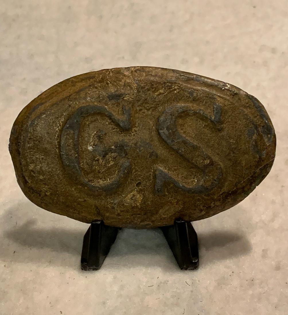 VERY RARE CIVIL WAR CONFEDERATE C.S. BELT BUCKLE: VERY RARE CIVIL WAR CONFEDERATE C.S. BELT BUCKLE. IN EXCELLENT SHAPE AND OVERALL CONDITION. HAS A BEAUTIFUL OVERALL PATINA. THE C.S. IS STILL VISIBLE. ORIGINS UNKNOWN. A GREAT FIND AND AN EXCELLENT AD
