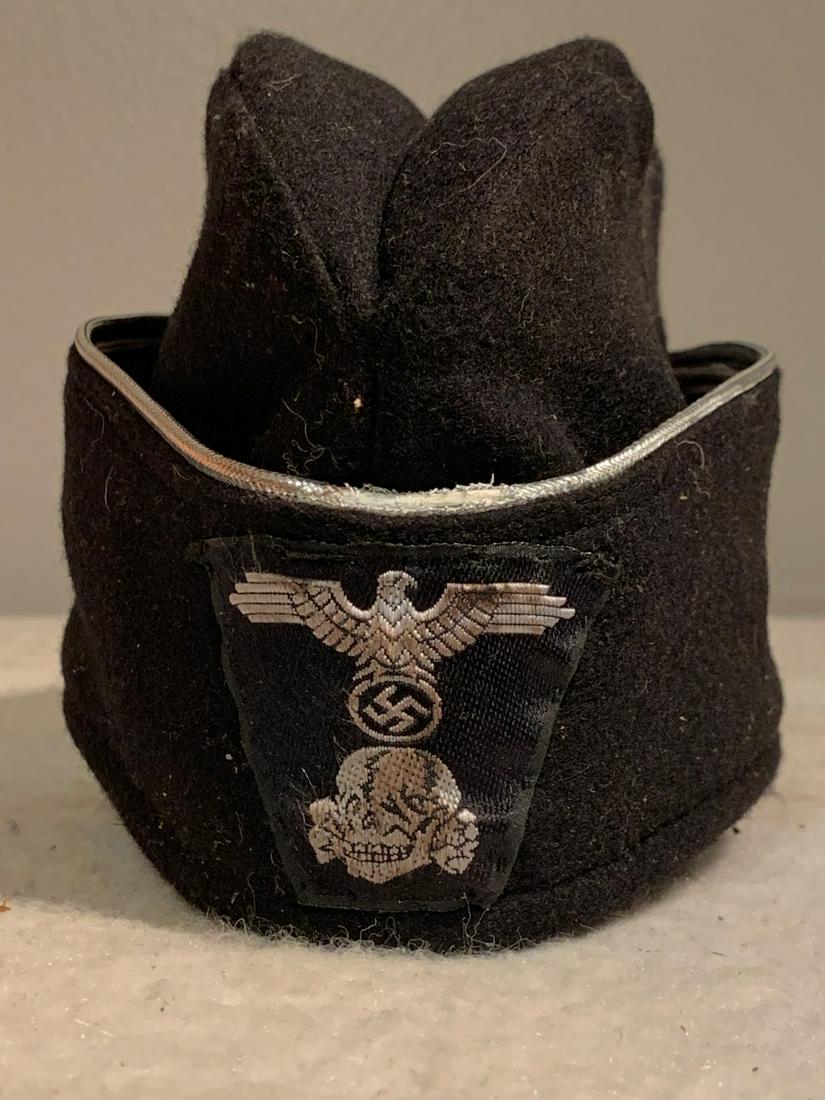 RARE WW2 GERMAN NAZI SS PANZER HAT: RARE WW2 GERMAN NAZI SS PANZER HAT. IN EXCELLENT OVERALL SHAPE AND CONDITION WITH A BEAUTIFUL OVERALL PATINA. THIS CAP IS A RARE FIND. SHOWS SIGNS OF USAGE. A GREAT FIND AND AN EXCELLENT ADDITION TO Y