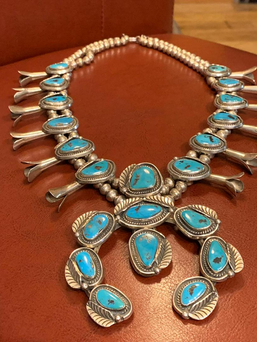 RARE NATIVE AMERICAN SQUASH BLOSSOM STERLING NECKLACE (1 of 14)