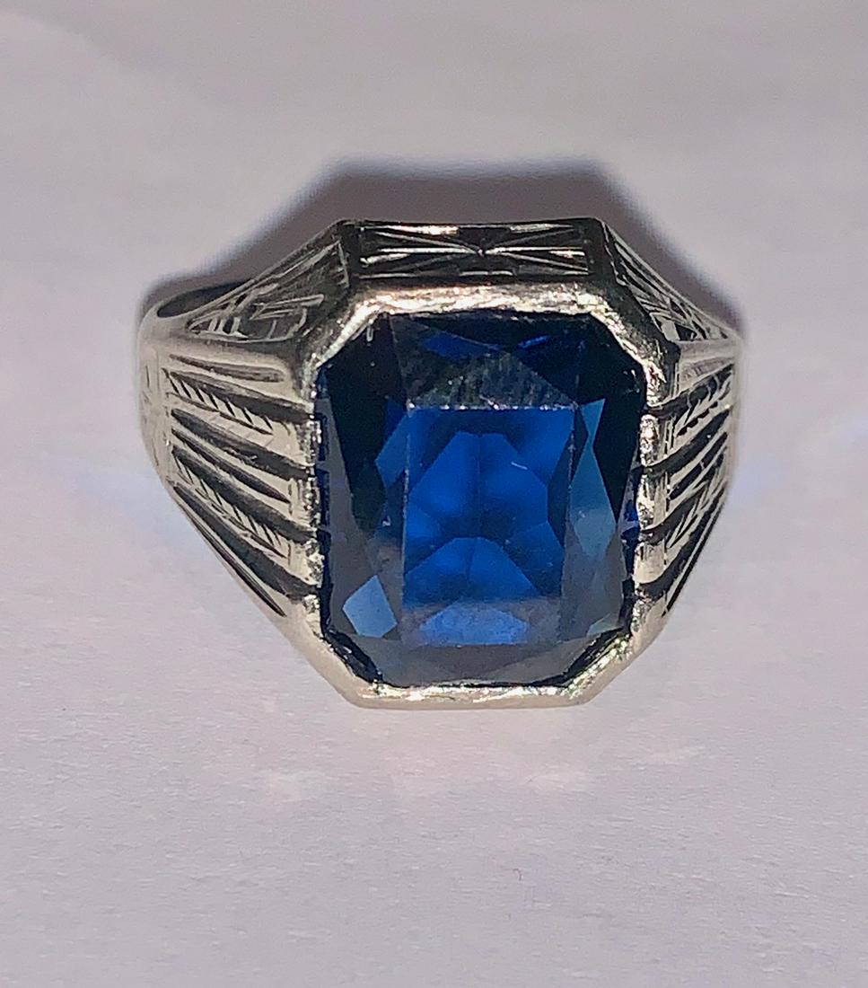 ANTIQUE 10K GOLD 1.5 CT SAPPHIRE RING (1 of 3)