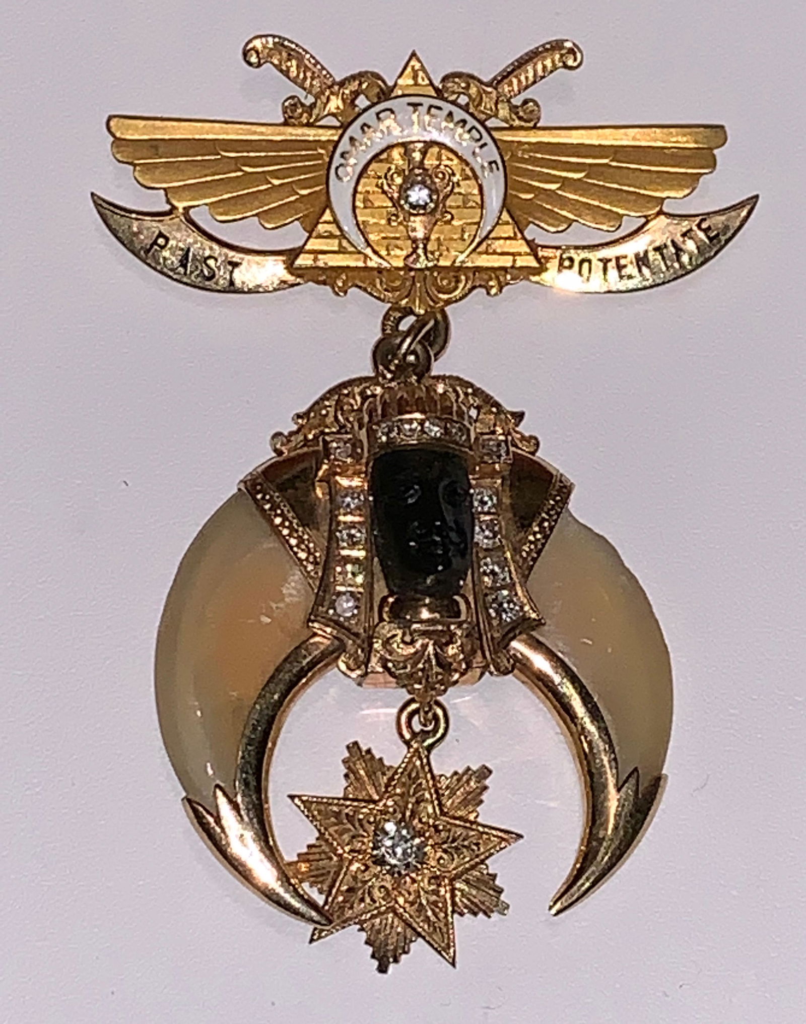 RARE 14K GOLD & DIAMOND MASONIC PENDANT 40.7g (1 of 16)