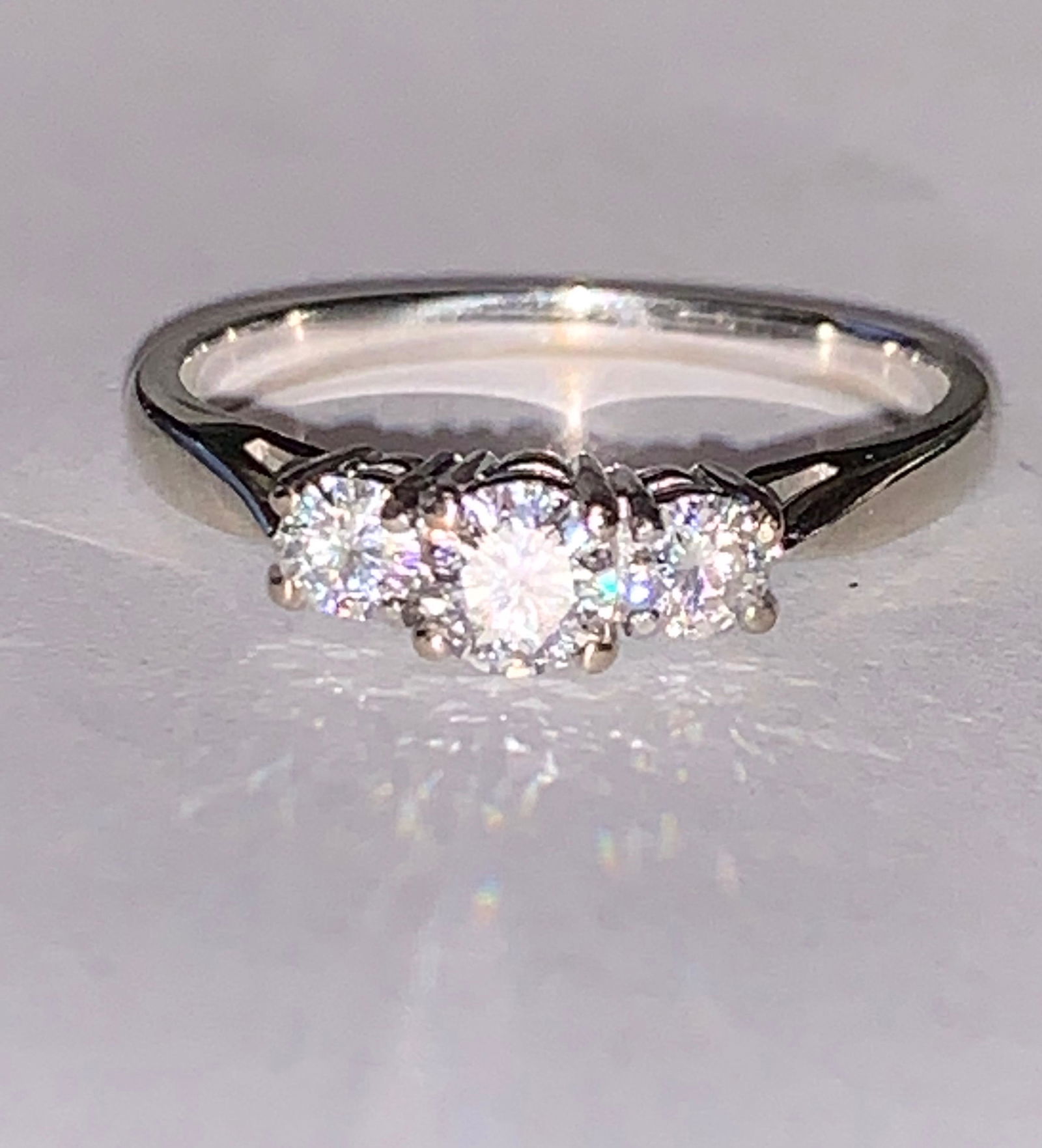 14K GOLD 0.50 TCW VS, G DIAMONDS RING (1 of 2)