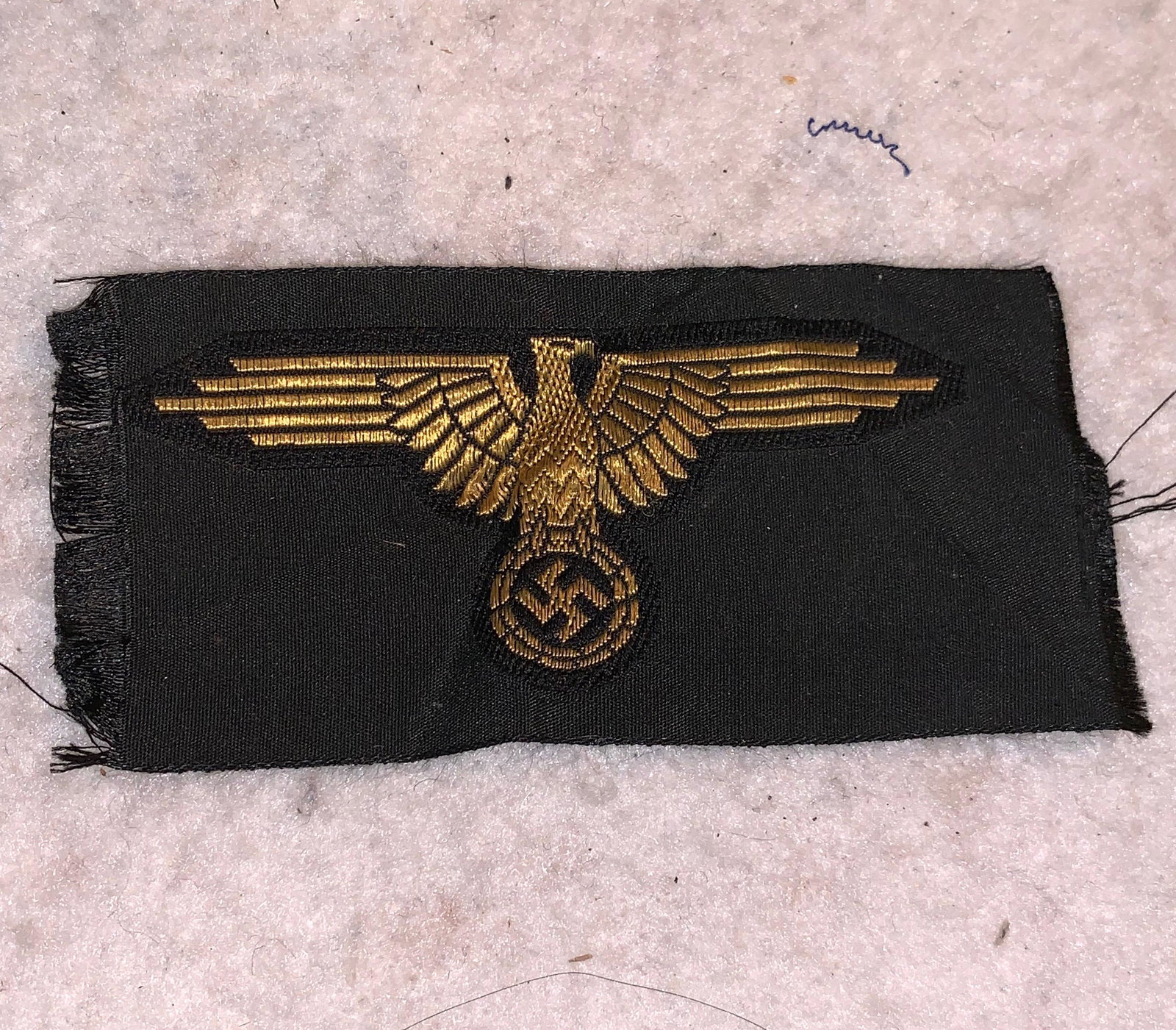 WW2 GERMAN NAZI WAFFEN SS SLEEVE PATCH: WW2 GERMAN NAZI WAFFEN SS SLEEVE PATCH. IN EXCELLENT SHAPE AND OVERALL CONDITION. A GREAT ADDITION TO YOUR COLLECTION.