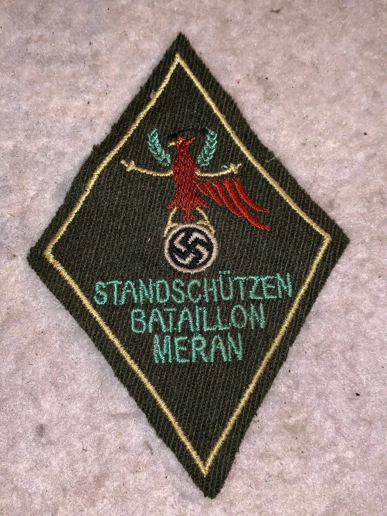 WW2 GERMAN STANDSCHUTZEN (TIROLER VOLKSSTURM) PATCH: WW2 GERMAN STANDSCHUTZEN (TIROLER VOLKSSTURM) SLEEVE PATCH. IN EXCELLENT OVERALL SHAPE AND CONDITION. A RARE FIND AND AN EXCELLENT ADDITION TO YOUR COLLECTION.