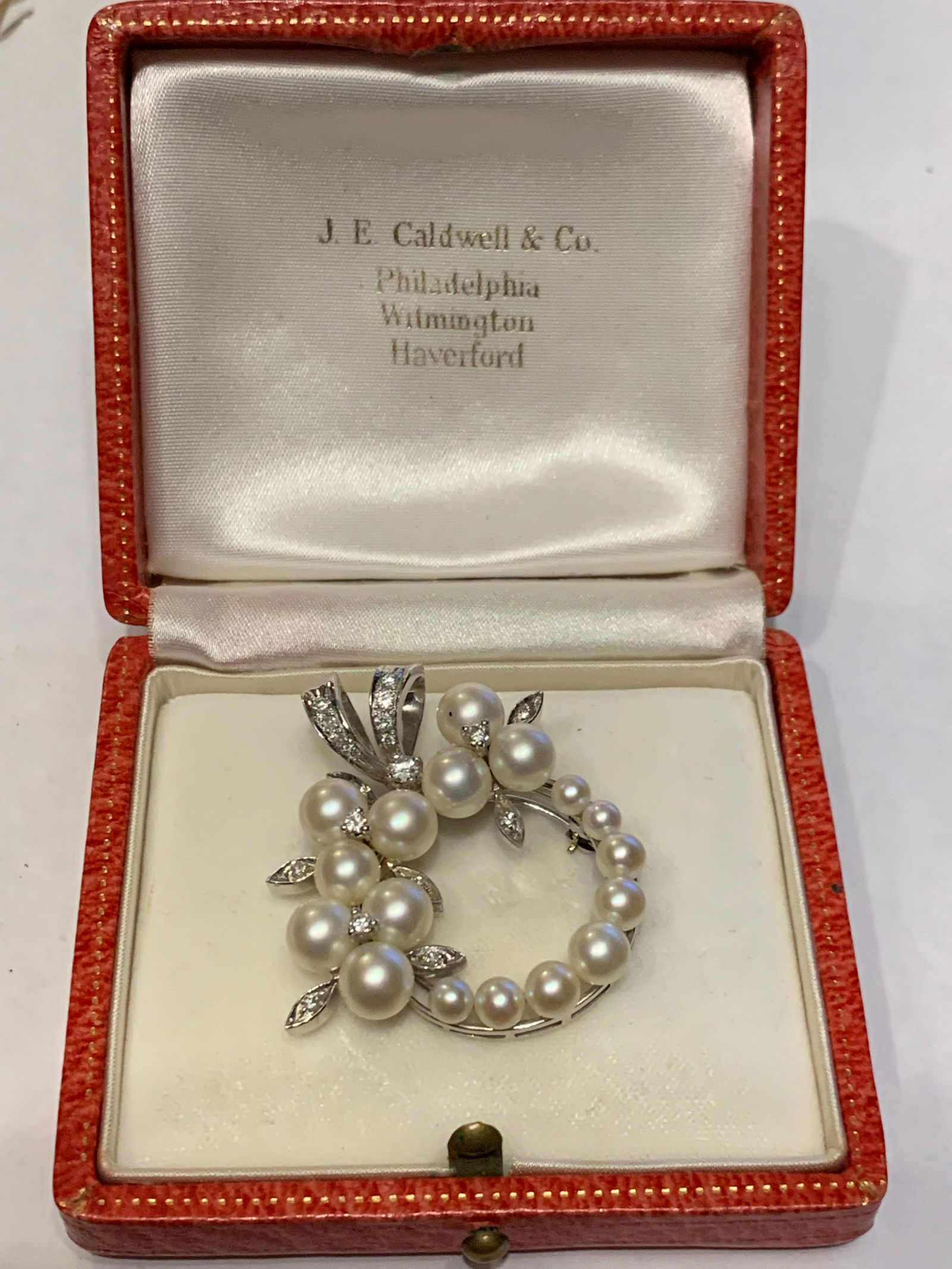 J.E. CALDWELL 14K GOLD PEARLS & DIAMONDS PENDANT (1 of 4)