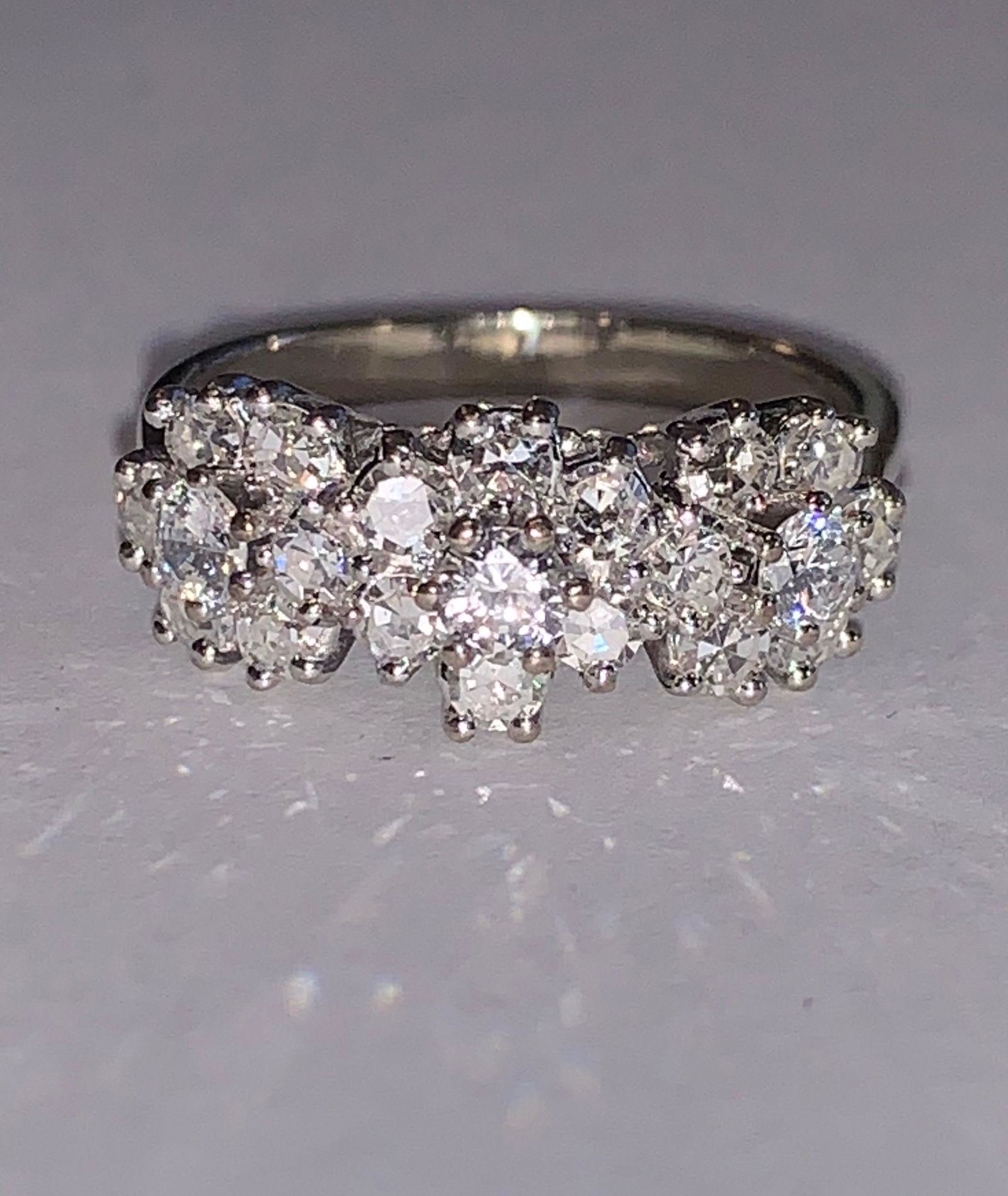 18K GOLD 1.05 TCW VS, G DIAMONDS CLUSTER RING (1 of 3)