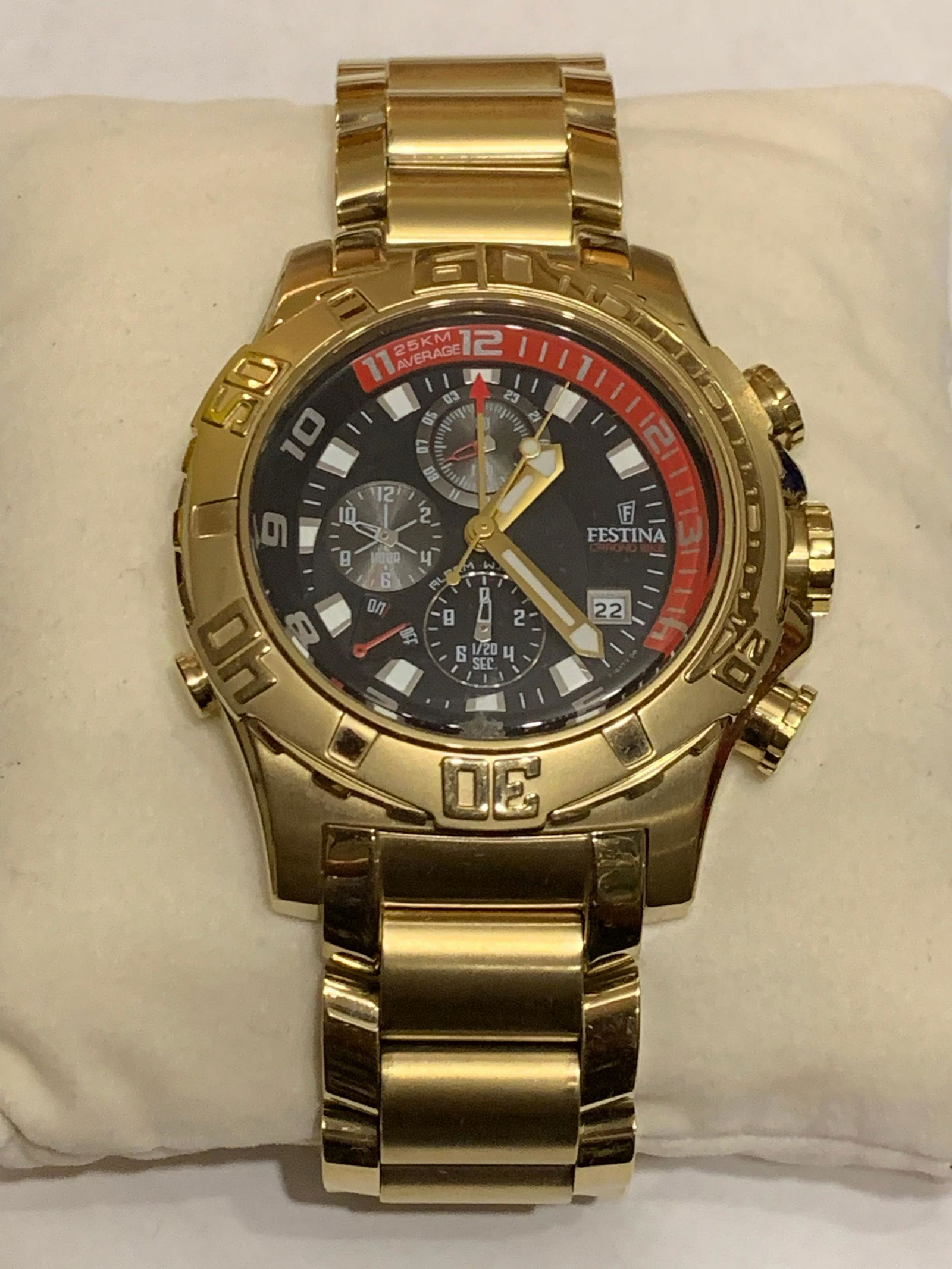 MENS FESTINA CHRONOGRAPH GOLD WRISTWATCH (1 of 5)