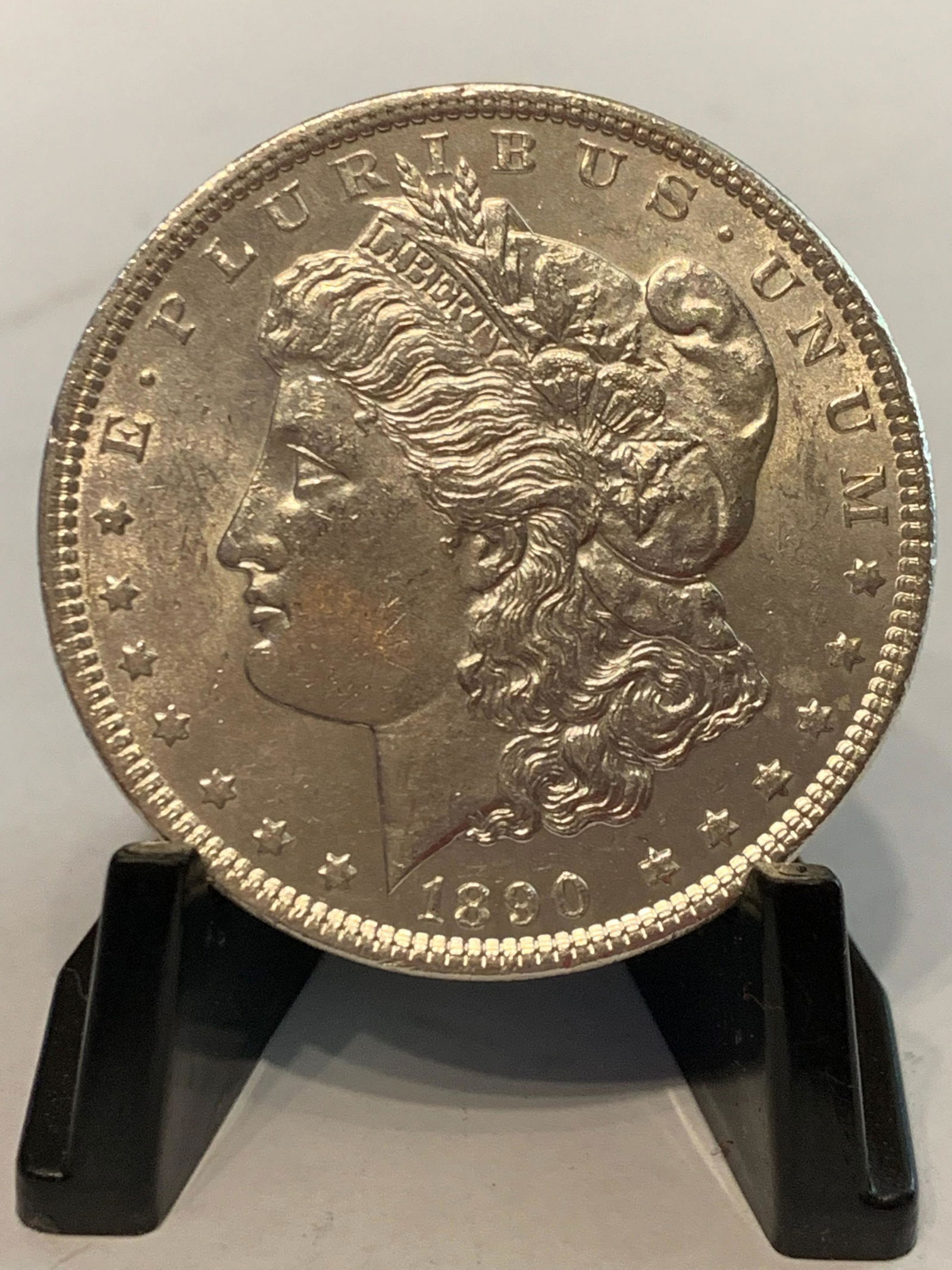 1890 1 OZ MORGAN SILVER DOLLAR (1 of 2)