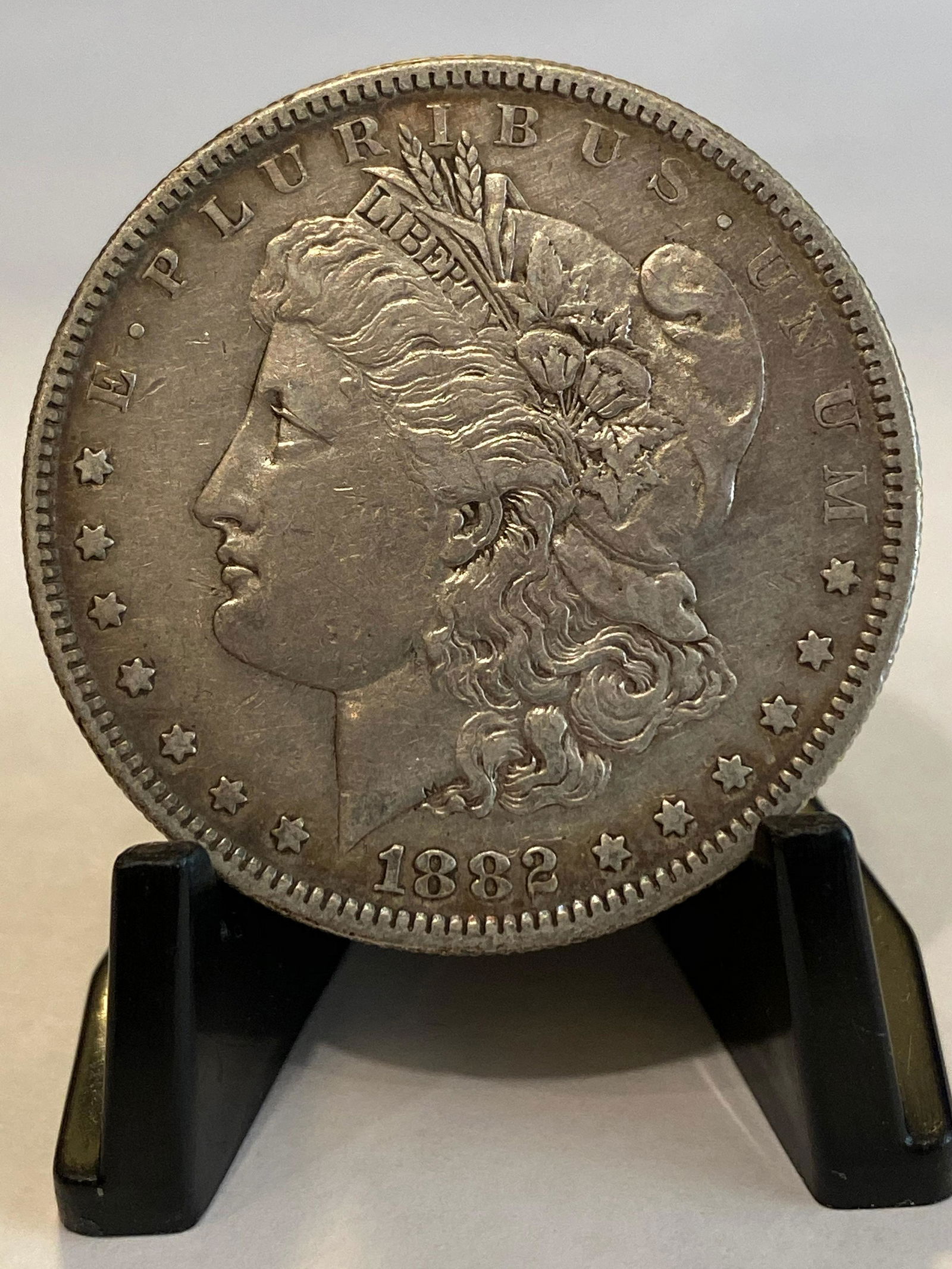 MINT 1882-S MORGAN 1 OZ SILVER DOLLAR (1 of 2)