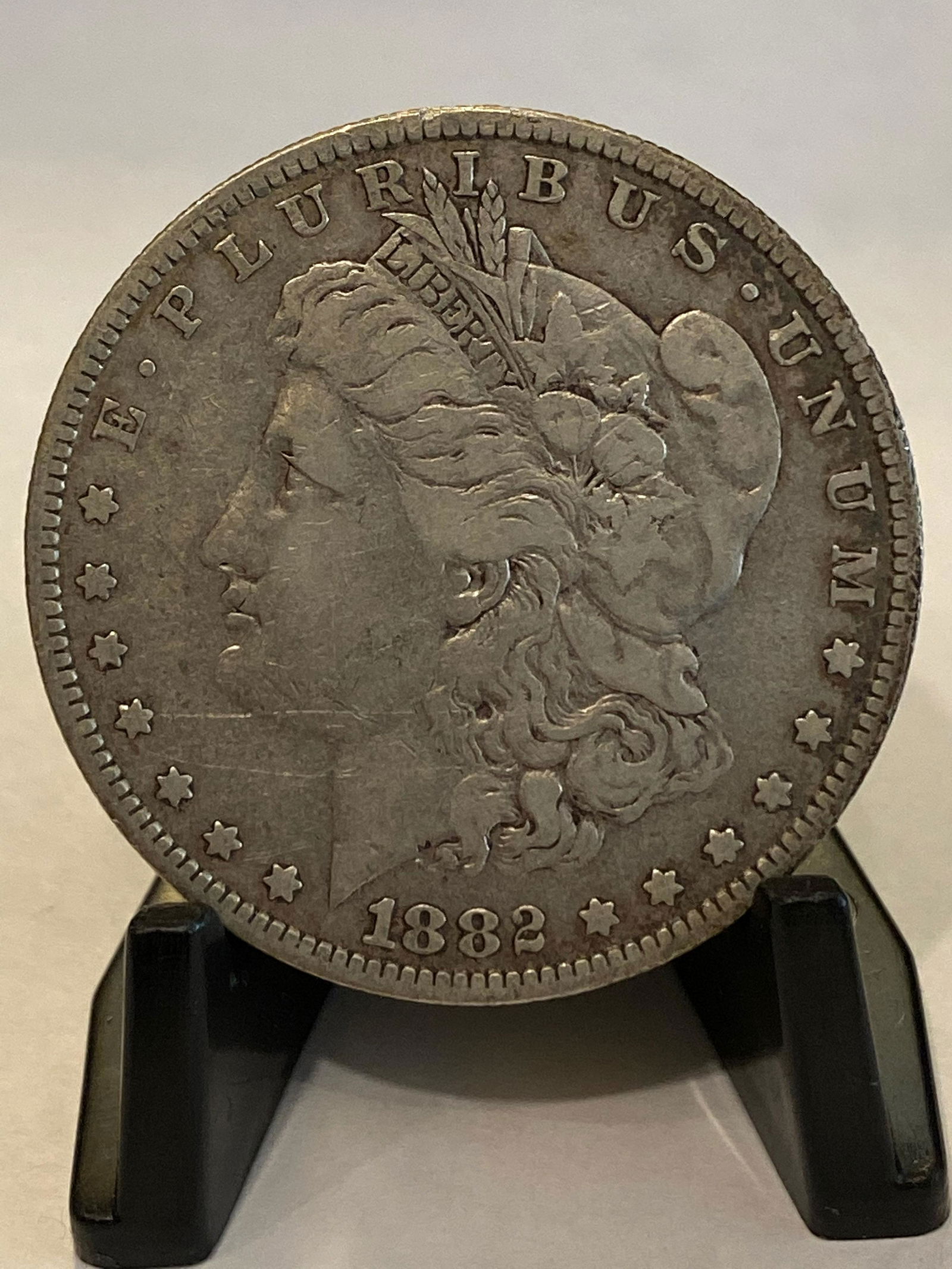 1882-O MORGAN 1 OZ SILVER DOLLAR (1 of 2)
