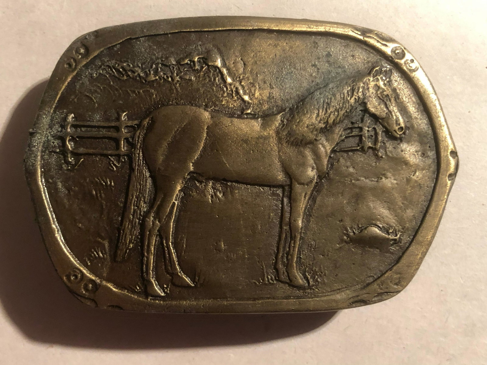 BEAUTIFUL BRASS EQUISTRIAN BELT BUCKLE: BEAUTIFUL BRASS EQUISTRIAN BELT BUCKLE. IN EXCELLENT SHAPE AND OVERALL CONDITION. A GREAT FIND.