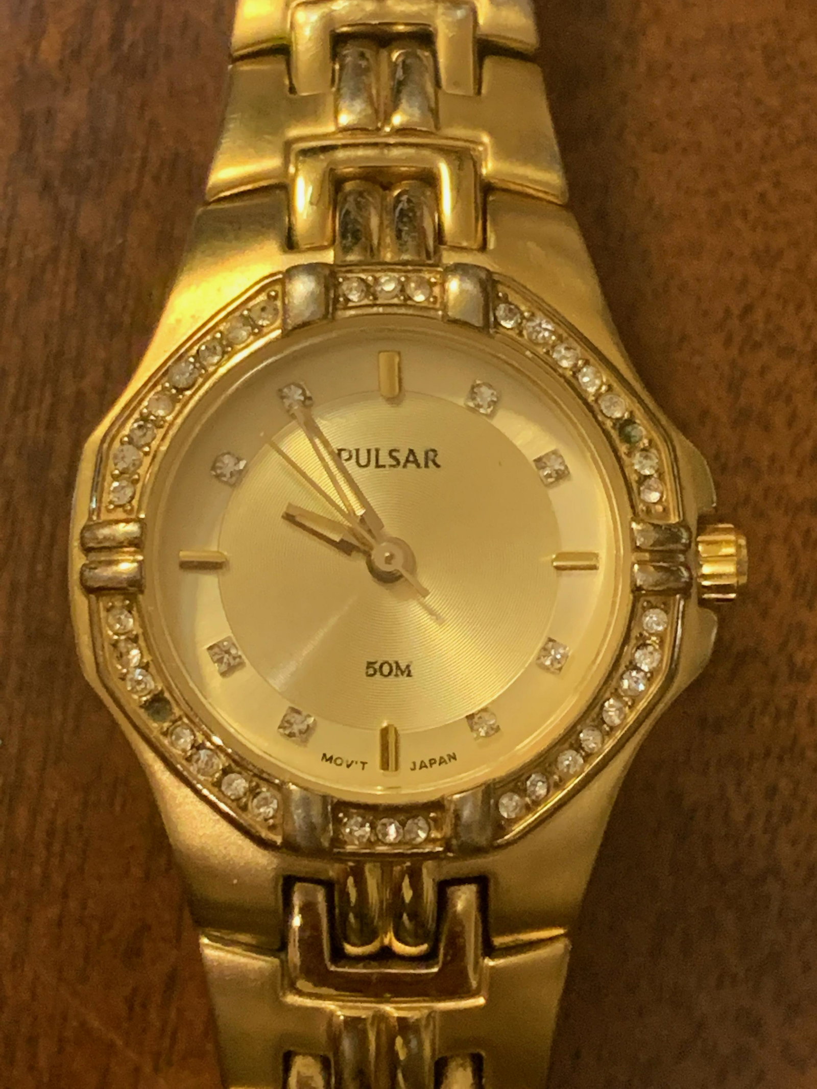 LADIES GOLD PULSAR WRISTWATCH: LADIES GOLD PULSAR WRISTWATCH. A GREAT ADDITION TO YOUR COLLECTION.