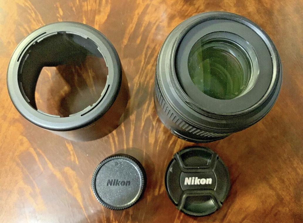 NIKON AF-S MICRO NIKKOR 105MM 1:2.8G ED LENS: UP FOR AUCTION NOW IS A MINT NIKON AF-S MICRO NIKKOR 105MM 1:2.8G ED LENS. THIS LENS IS IN MINT OVERALL SHAPE AND CONDITION. WAS PURCHASED FOR A STUDIO THAT WAS NEVER OPENED. WOULD BE A PERFECT LENS F