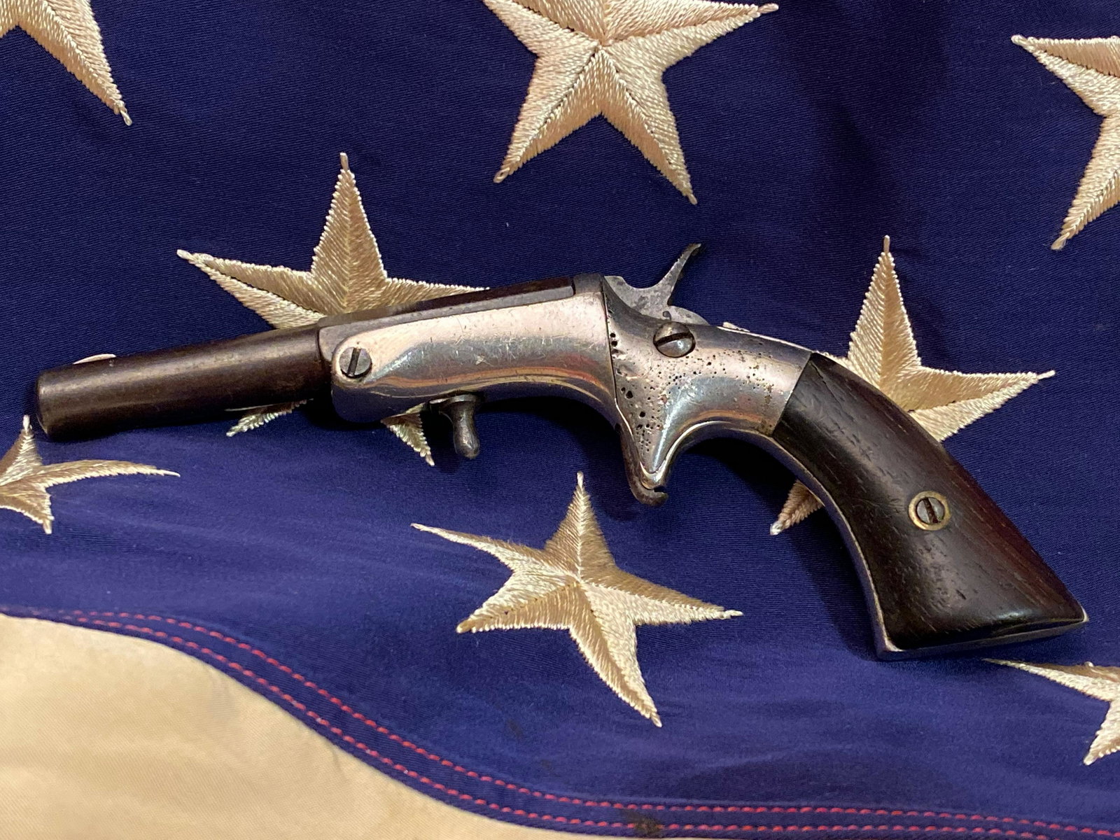 1859 F. WESSON .32 CAL SINGLE SHOT PISTOL: 1859 F. WESSON .32 CAL SINGLE SHOT PISTOL. BEAUTIFUL CIVIL WAR ERA PISTOL. A VERY NICE ANTIQUE AMERICAN NICKEL PLATED FRANK WESSON MEDIUM FRAME SINGLE SHOT PISTOL, .32 SHORT CALIBER WITH A LENGTH OF A