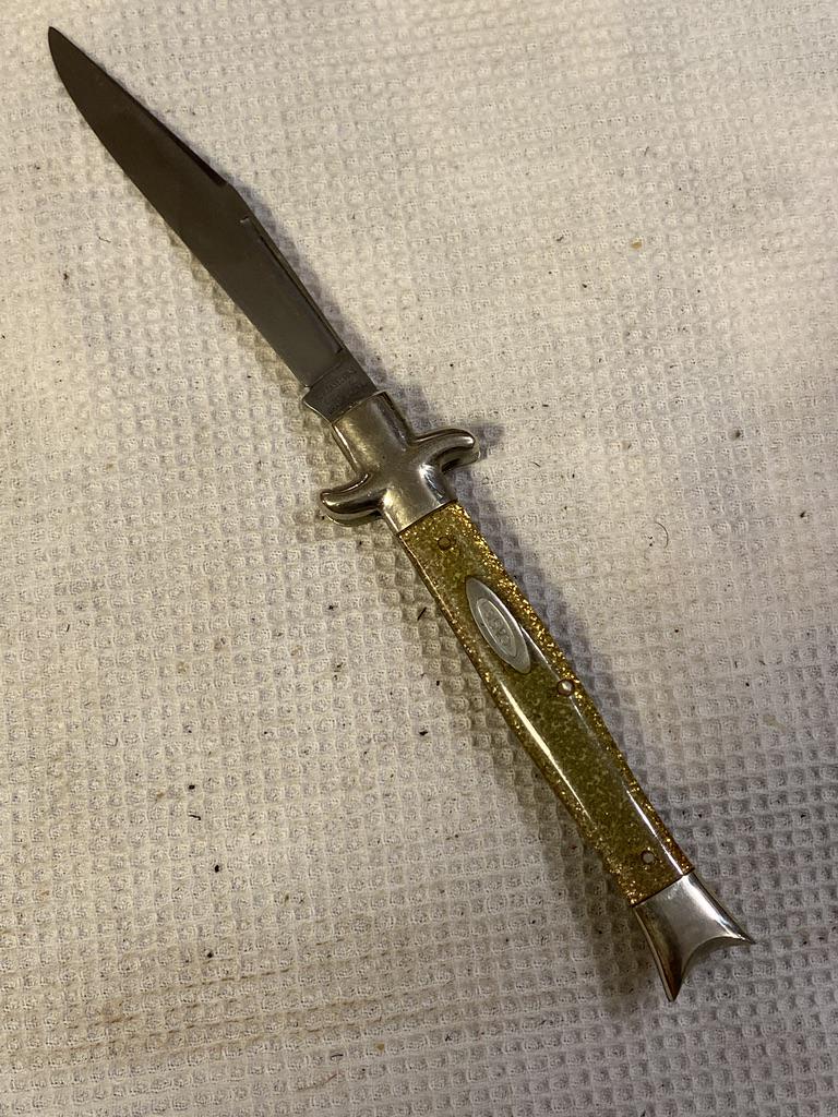 CASE GS 285 SOLIGEN GERMANY POCKET KNIFE: CASE GS 285 SOLIGEN GERMANY POCKET KNIFE. IN EXCELLENT SHAPE AND OVERALL CONDITION. A GREAT ADDITION TO YOUR COLLECTION!