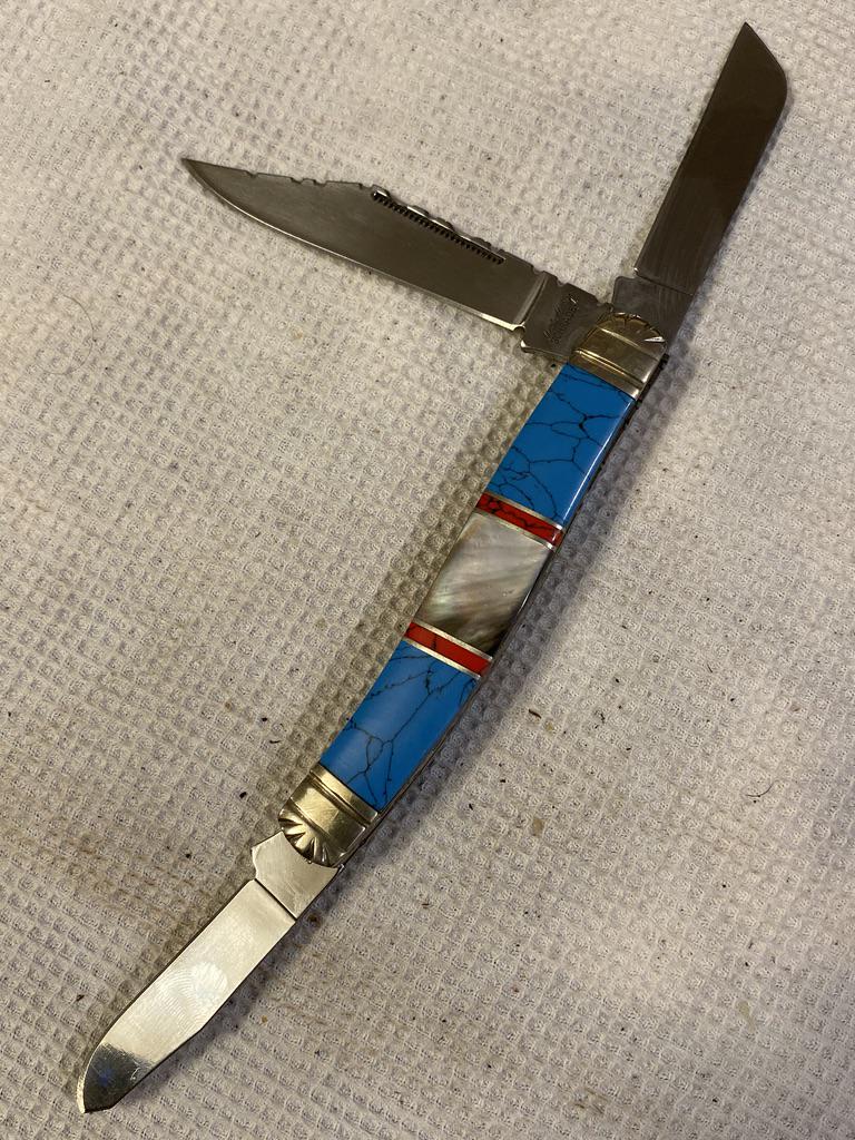 STEWART TAYLOR CUSTOM SCHRADE POCKET KNIFE: STEWART TAYLOR CUSTOM SCHRADE POCKET KNIFE. IN MINT SHAPE AND OVERALL CONDITION. A GREAT ADDITION TO YOUR COLLECTION!