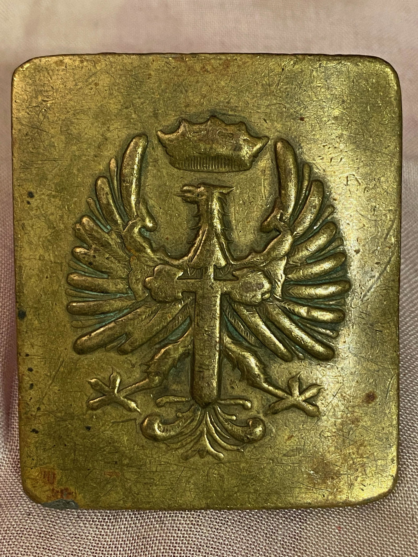 WW1 GERMAN PRUSSIAN BELT BUCKLE: WW1 GERMAN PRUSSIAN BELT BUCKLE. IN GOOD OVERALL SHAPE AND CONDITION WITH A BEAUTIFUL OVERALL PATINA. A GREAT FIND AND AN EXCELLENT ADDITION TO YOUR COLLECTION.