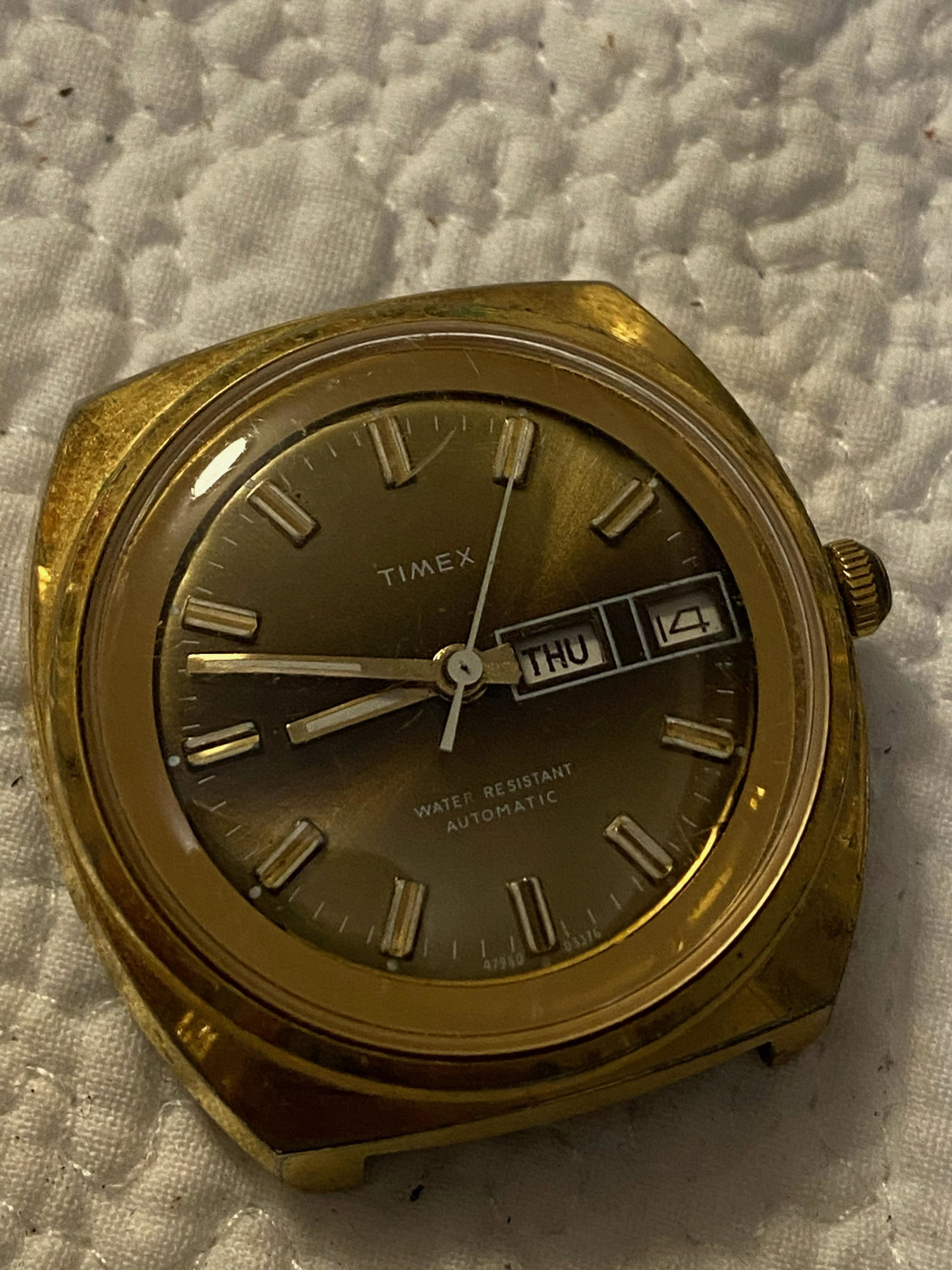 VINTAGE TIMEX AUTOMATIC MENS WATCH: VINTAGE TIMEX AUTOMATIC MENS WATCH. A GREAT ADDITION TO YOUR COLLECTION.