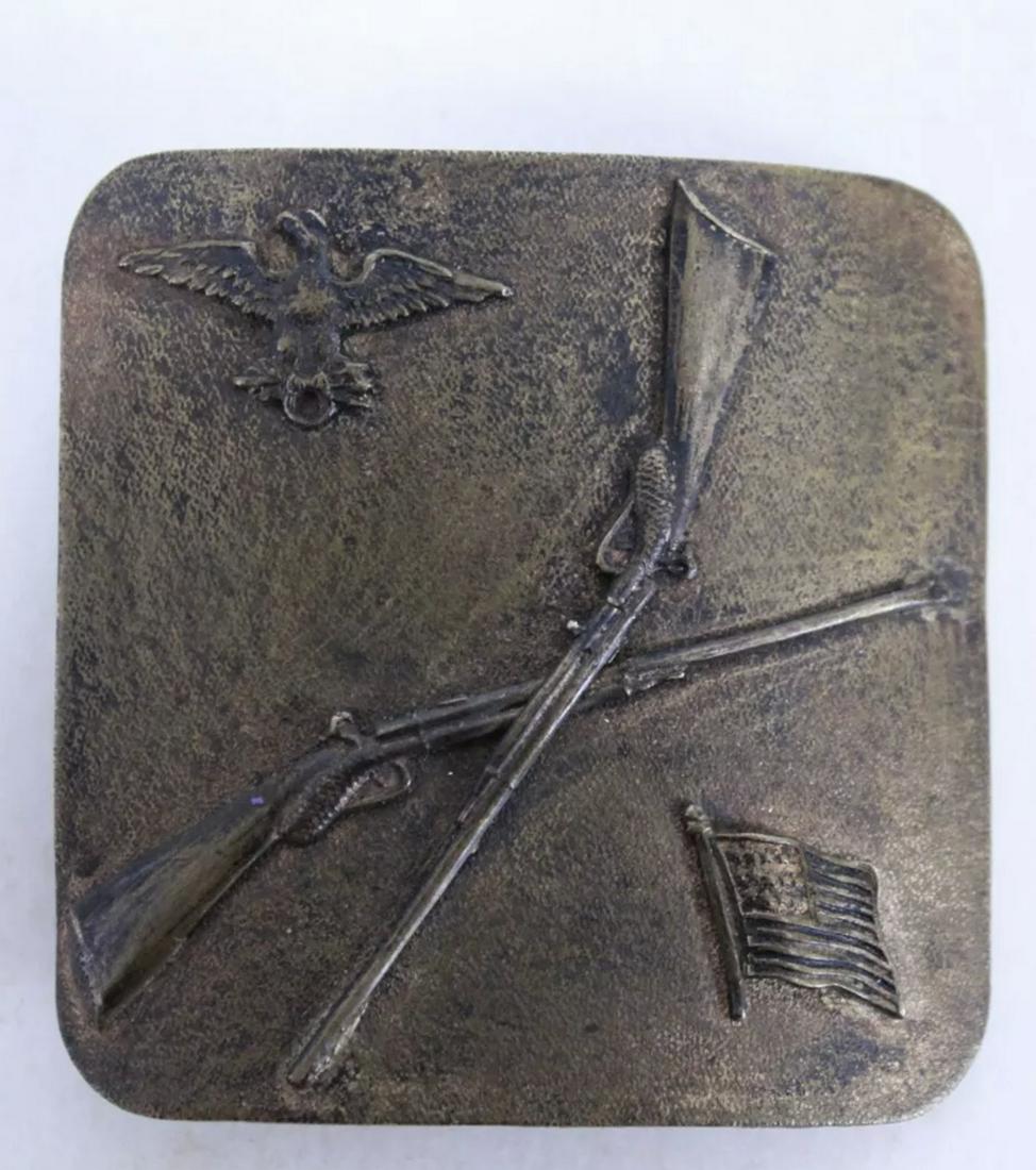 RARE CIVIL WAR THEME PATRIOTIC BELT BUCKLE: RARE CIVIL WAR THEME PATRIOTIC BELT BUCKLE. IN EXCELLENT OVERALL SHAPE AND CONDITION WITH A BEAUTIFUL OVERALL PATINA. A GREAT FIND AND AN EXCELLENT ADDITION TO YOUR COLLECTION.