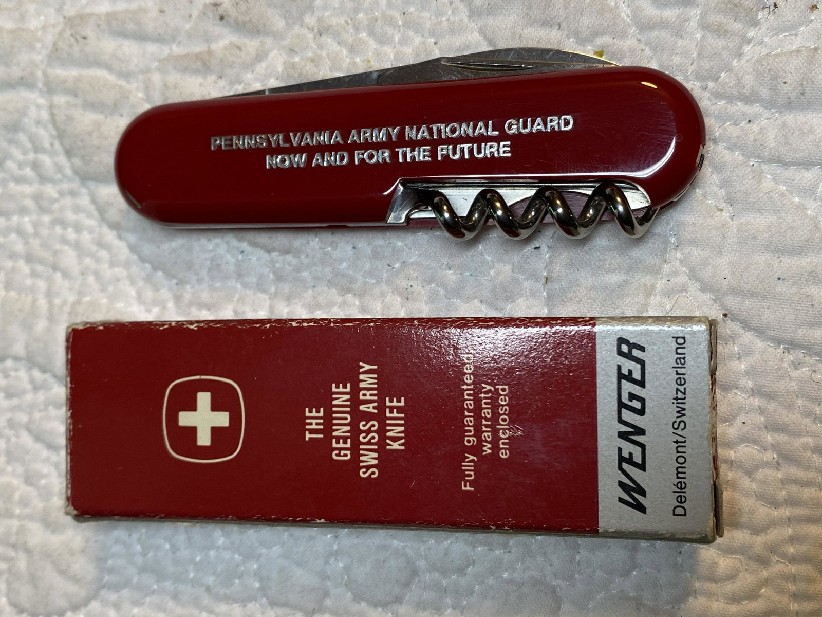 SWISS ARMY PA ARMY NATIONAL GUARD UTILITY KNIFE: SWISS ARMY PA ARMY NATIONAL GUARD UTILITY KNIFE. IN UNUSED LIKE NEW CONDITION. A GREAT ADDITION TO YOUR COLLECTION.