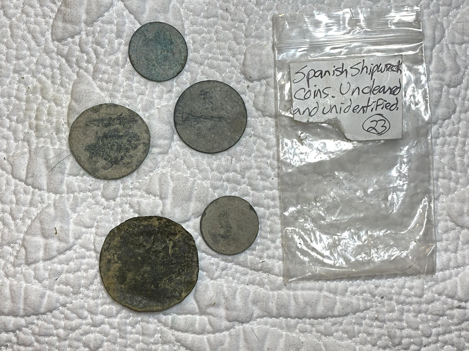 SET OF ANTIQUE UNIDENTIFIED SPANISH SHIP WRECK COINS: SET OF ANTIQUE UNIDENTIFIED SPANISH SHIP WRECK COINS. A GREAT DISCOVERY LOT.