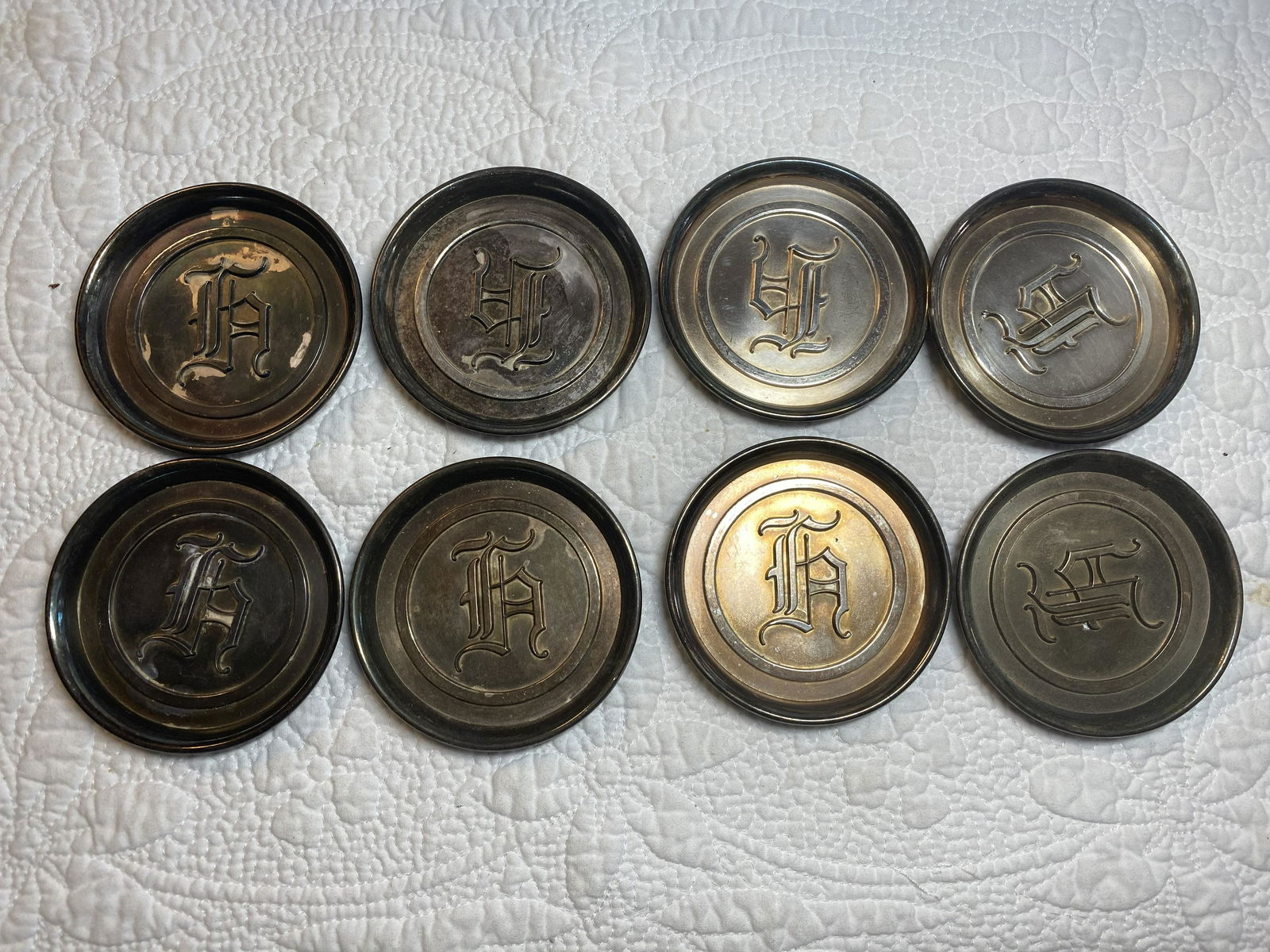 LOT OF (8) CIVIL WAR PEWTER COASTERS: LOT OF (8) CIVIL WAR PEWTER COASTERS. A GREAT FIND AND AN EXCELLENT ADDITION TO YOUR COLLECTION.