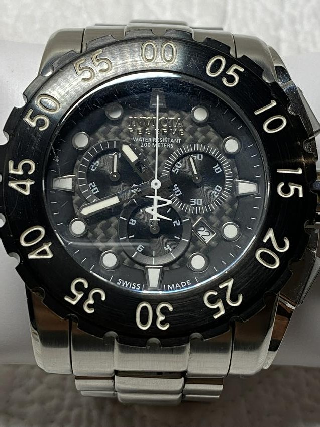 INVICTA RESERVE MENS WRISTWATCH: INVICTA RESERVE MENS WRISTWATCH. A GREAT ADDITION TO YOUR WATCH COLLECTION.