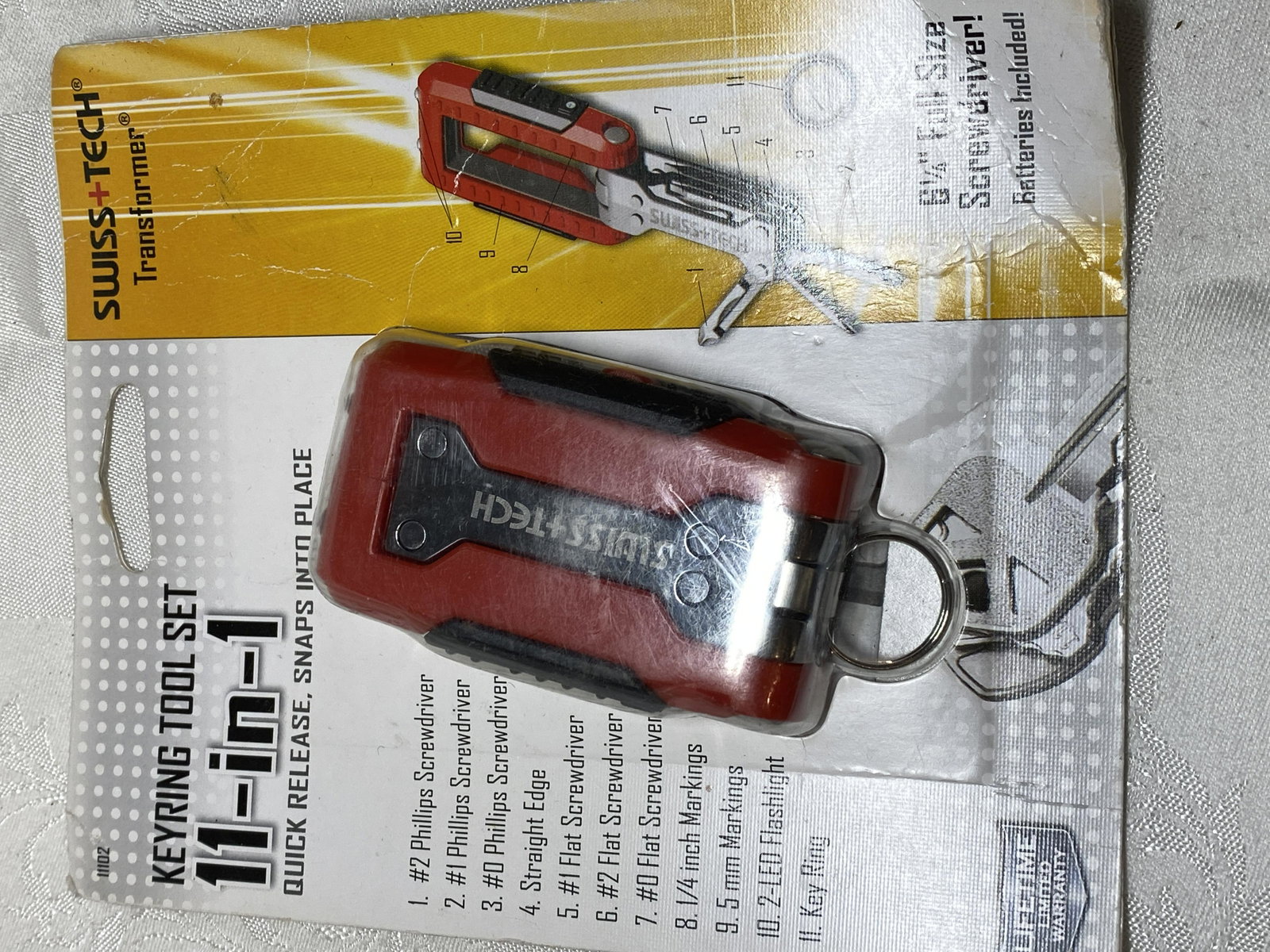 SWISS TECH 11-IN-1 KEYRING TOOL SET: SWISS TECH 11-IN-1 KEYRING TOOL SET.