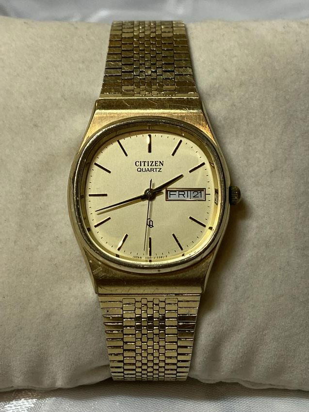 VINTAGE MENS CITIZEN DRESS WATCH (1 of 4)
