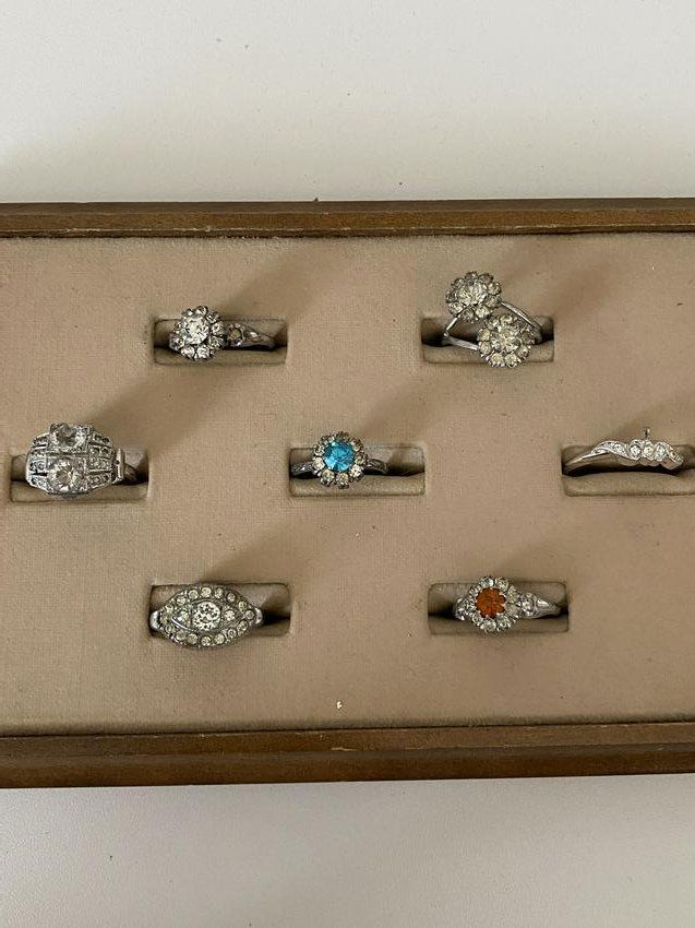 HIGH GRADE LOT OF (7) VINTAGE STERLING SILVER RINGS, (1 of 1)