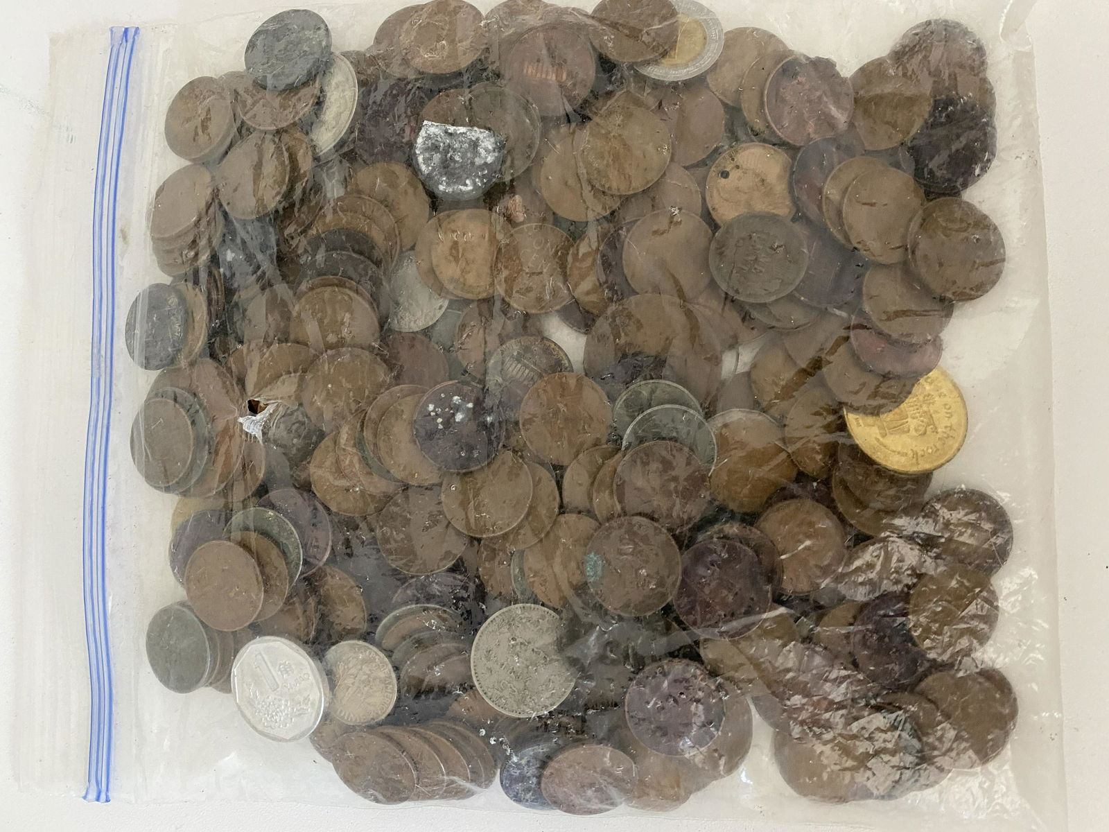 OLD COLLECTIBLE LOT OF HIGH GRADE U.S. PENNIES (1 of 3)
