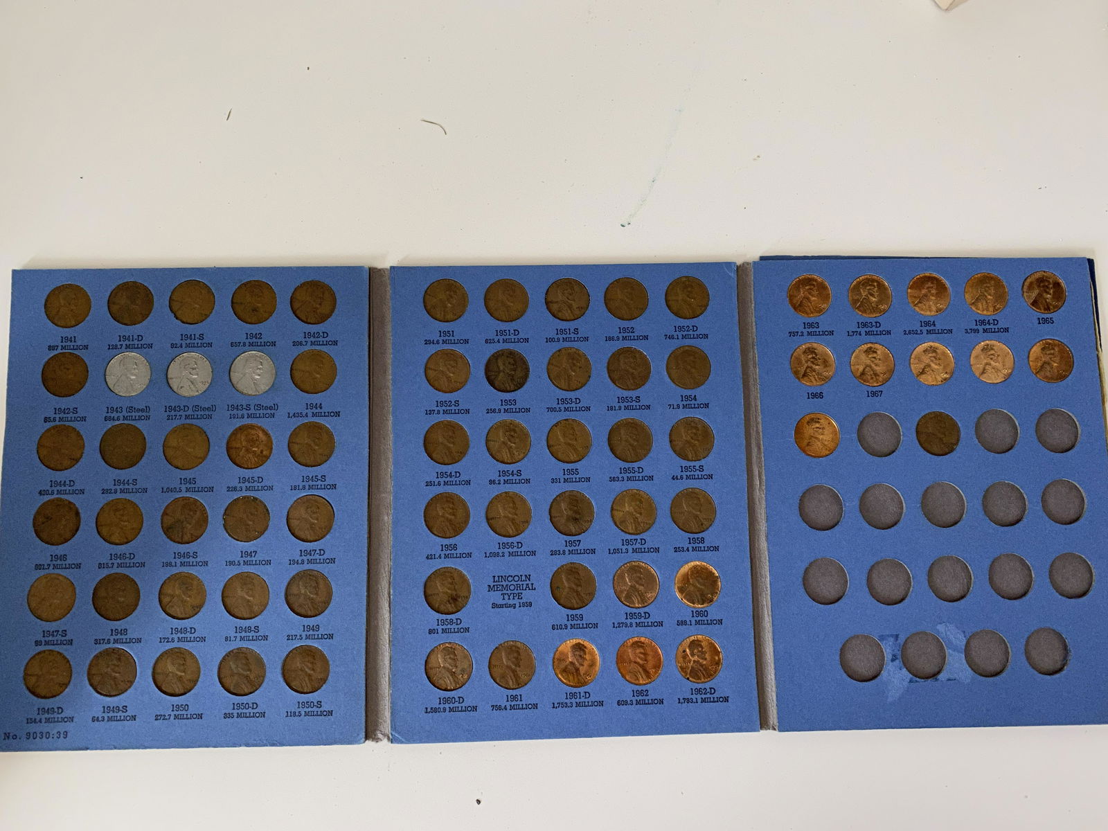 COLLECTION LOT OF U.S. LINCOLN PENNIES (1 of 4)