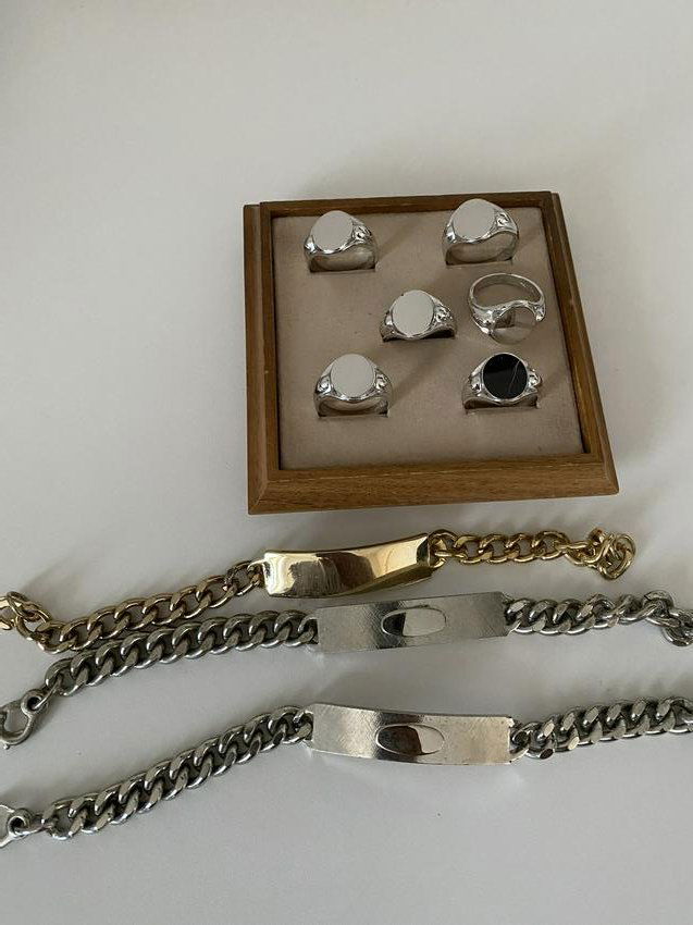 LOT OF (9) SILVER RINGS AND BRACELETS (1 of 3)