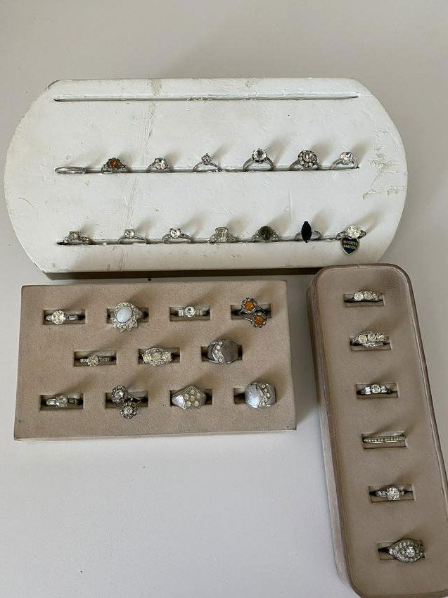 ART-DECO LOT OF (31) STERLING SILVER, ETC RINGS (1 of 4)